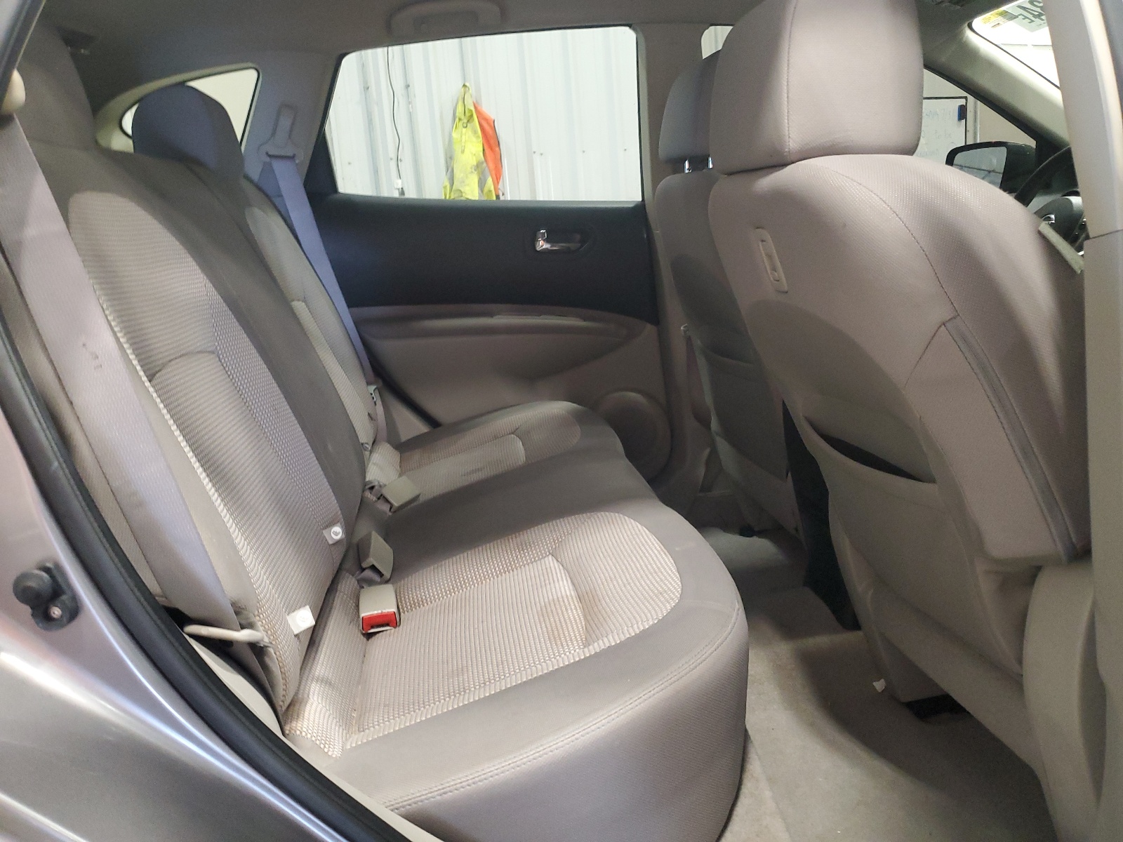 JN8AS5MV7BW284572 2011 Nissan Rogue S