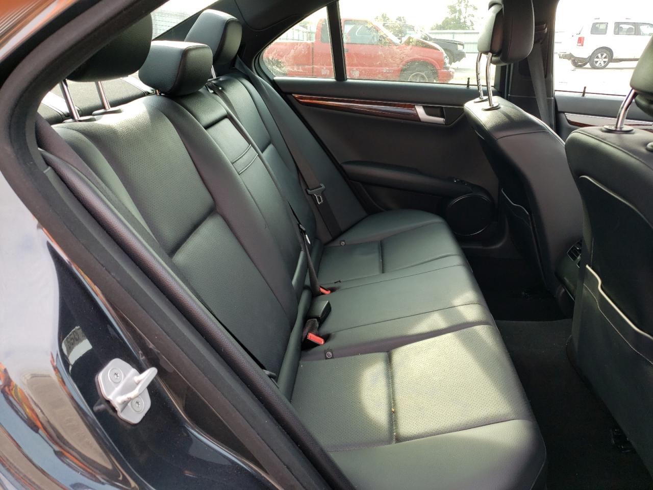2013 Mercedes-Benz C 350 VIN: WDDGF5HB7DR242243 Lot: 65070614