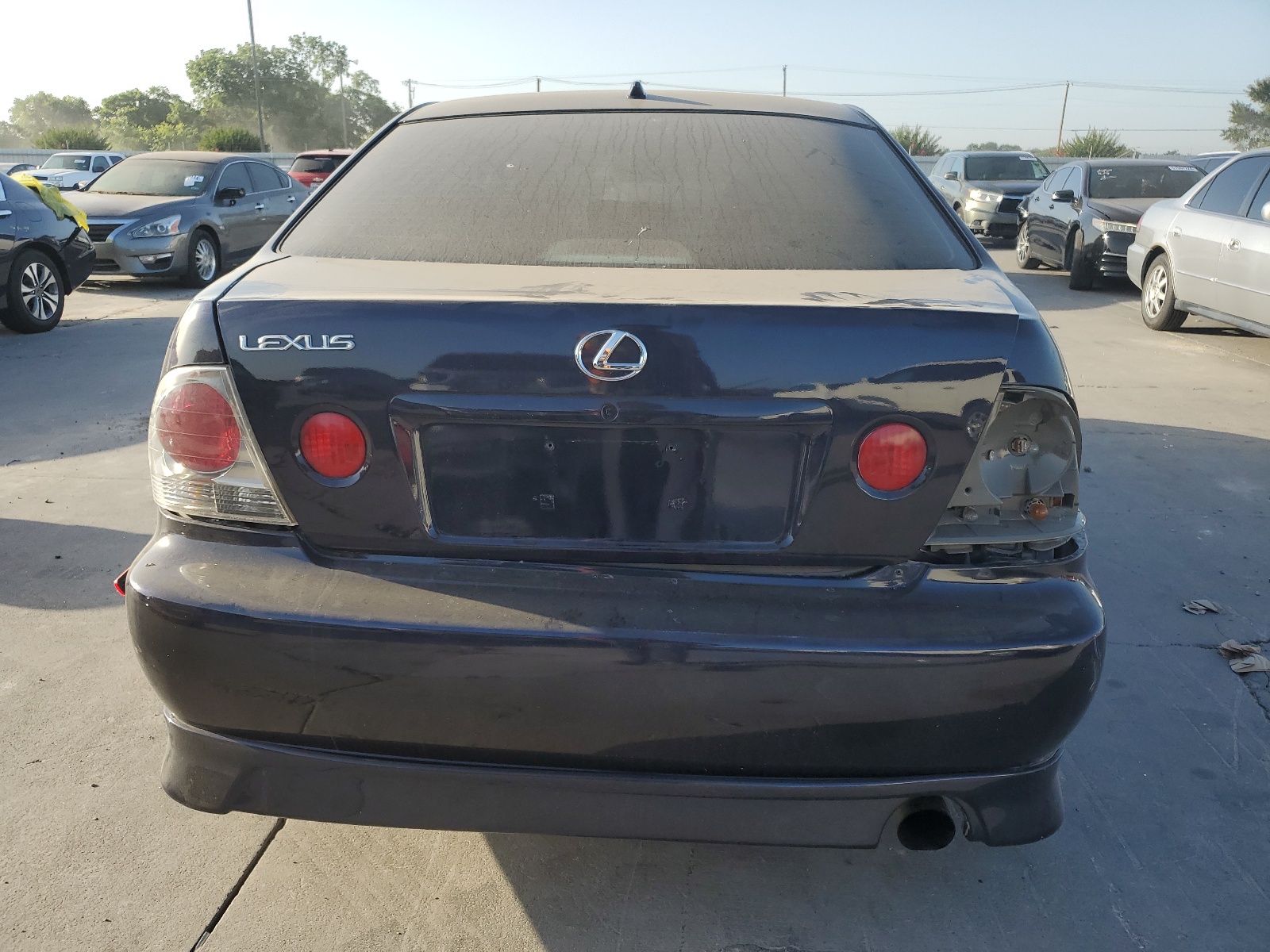 JTHBD182010022461 2001 Lexus Is 300