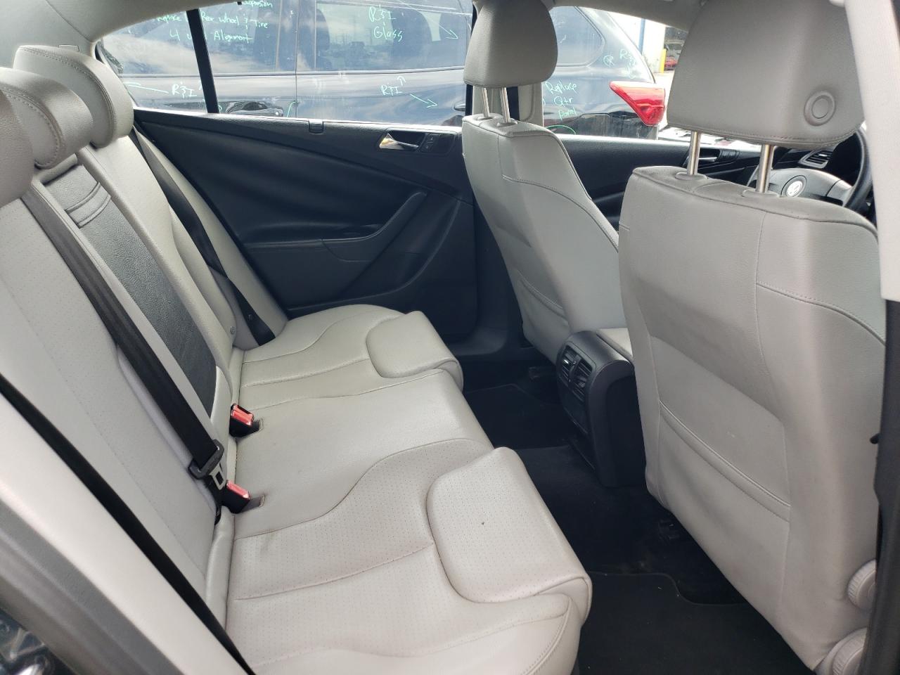 2006 Volkswagen Passat 2.0T VIN: WVWAK73C36P095800 Lot: 63404614