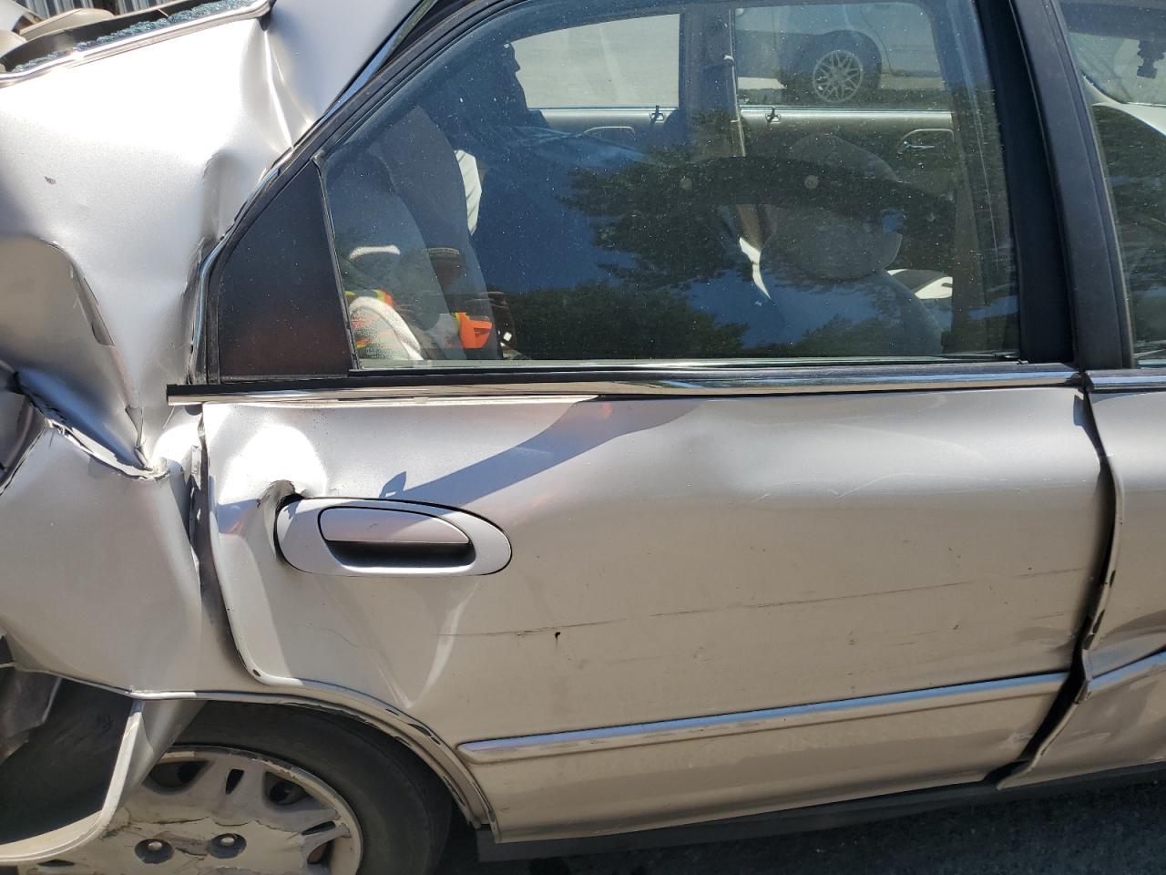 1996 Honda Accord Value VIN: 1HGCD5695TA228712 Lot: 61732274