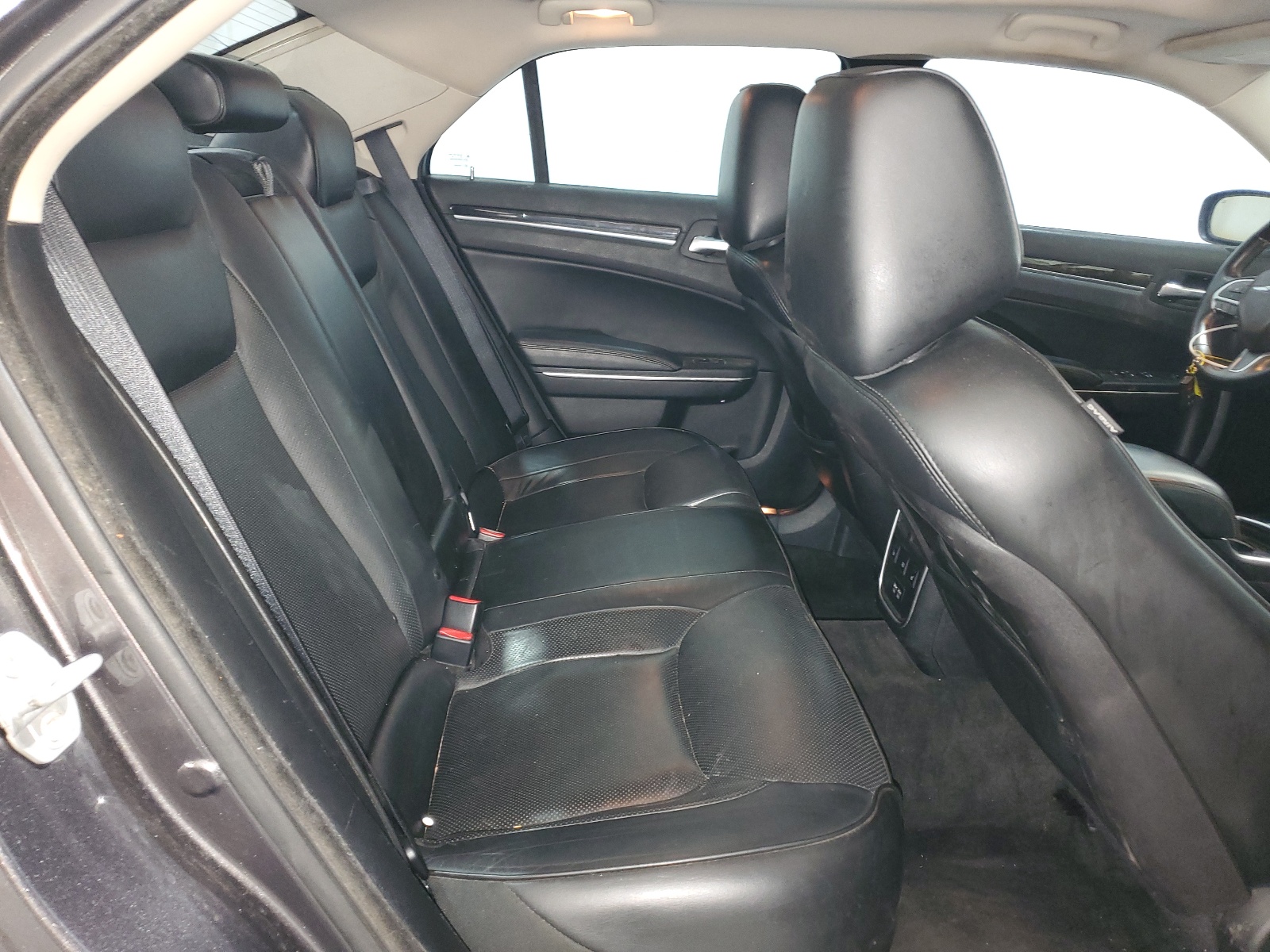 2C3CCAEG5GH189934 2016 Chrysler 300C