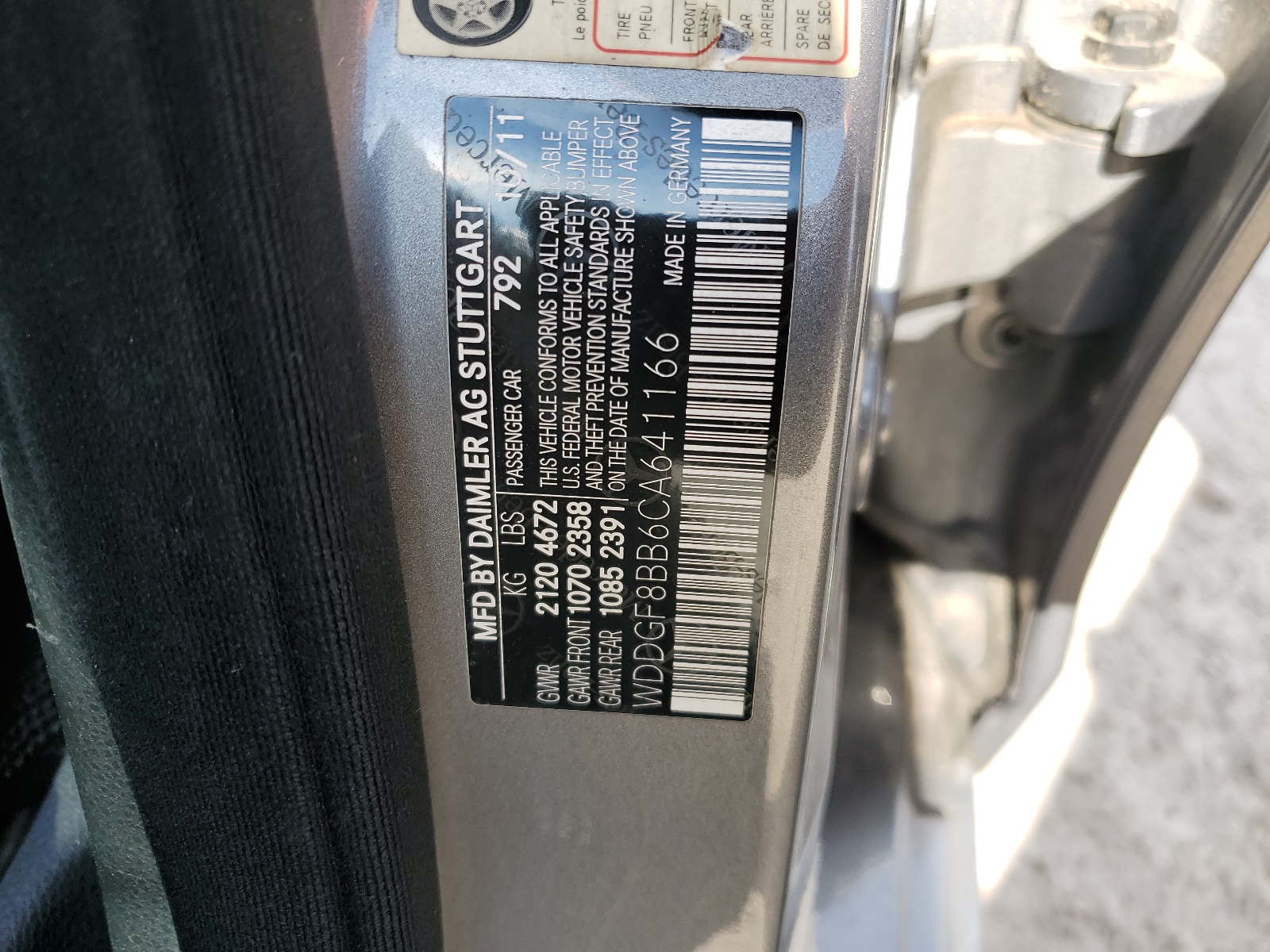 WDDGF8BB6CA641166 2012 Mercedes-Benz C 300 4Matic