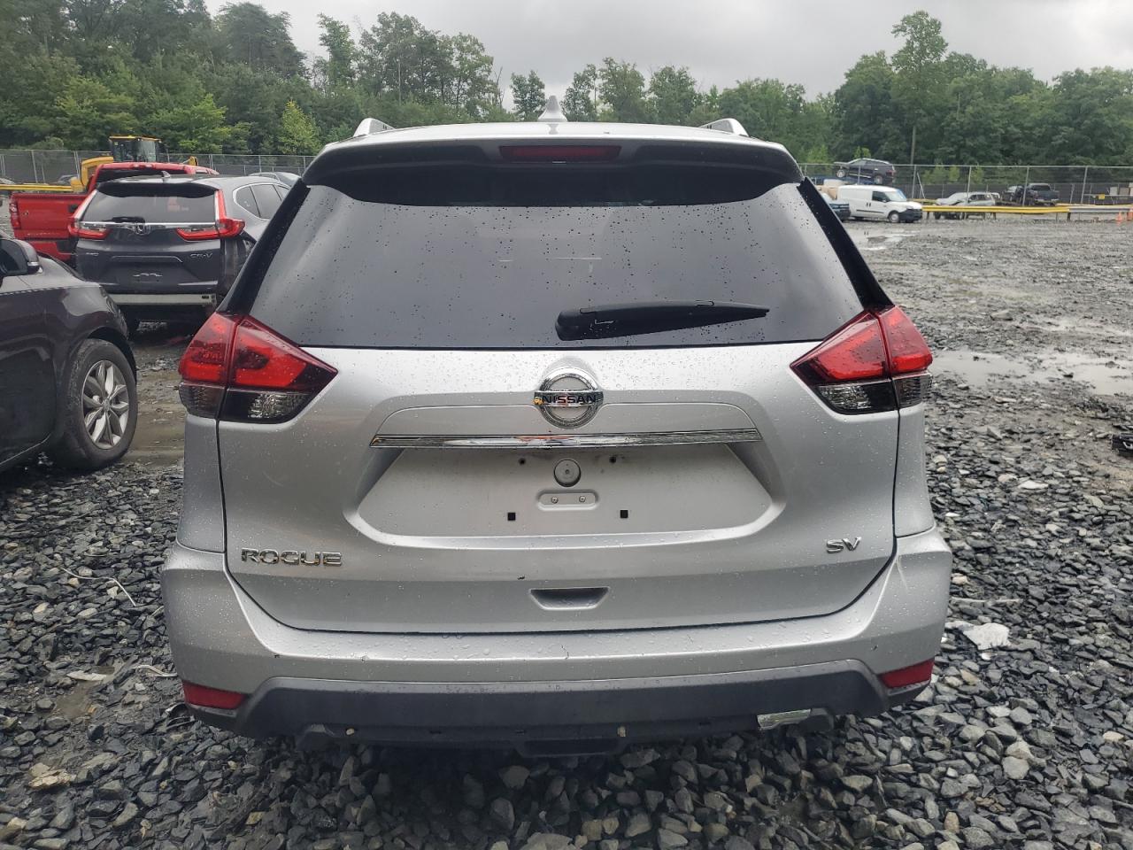 2018 Nissan Rogue S VIN: KNMAT2MT6JP569455 Lot: 63518394