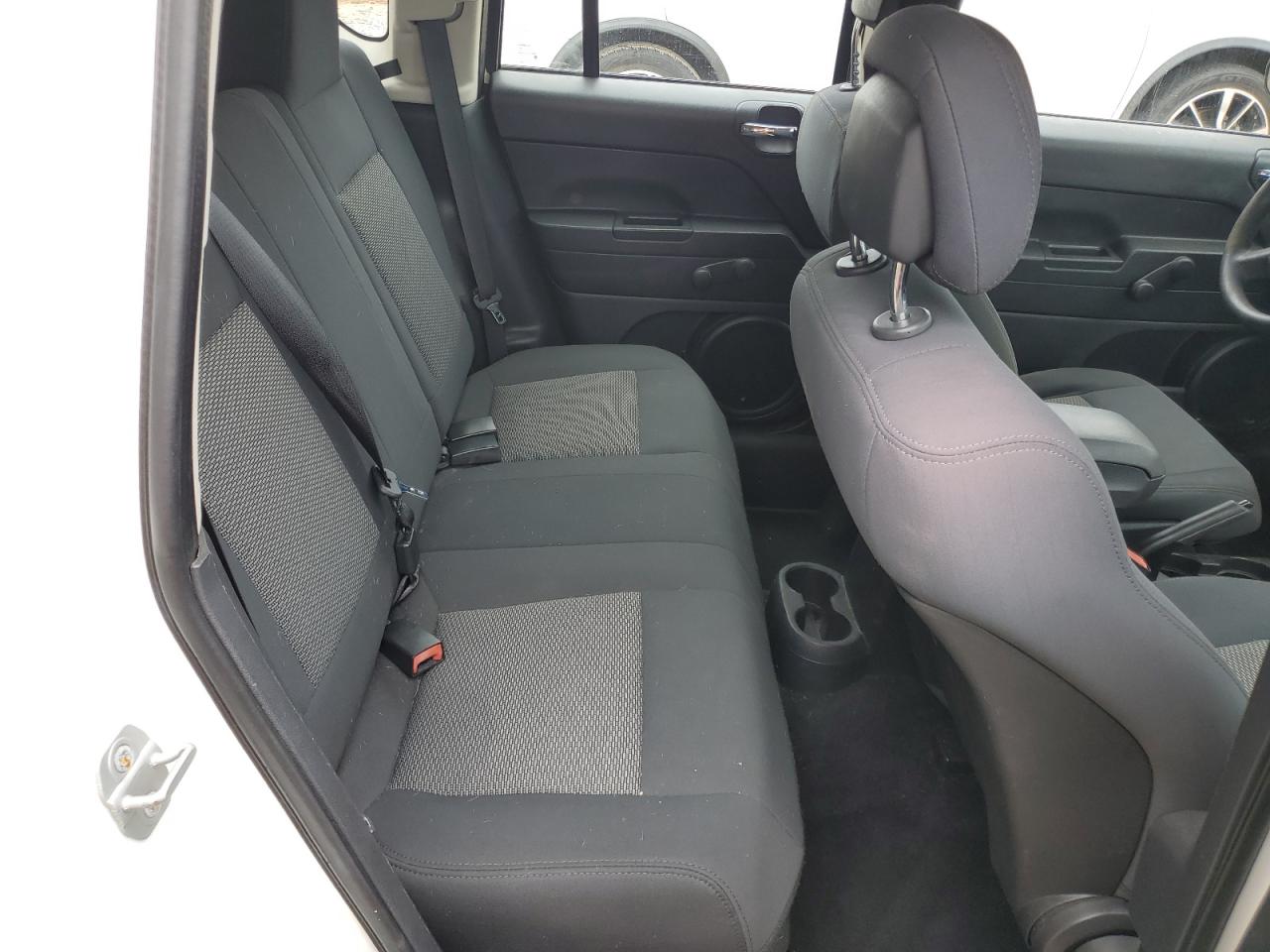 2010 Jeep Compass Sport VIN: 1J4NT4FA9AD516415 Lot: 64588454