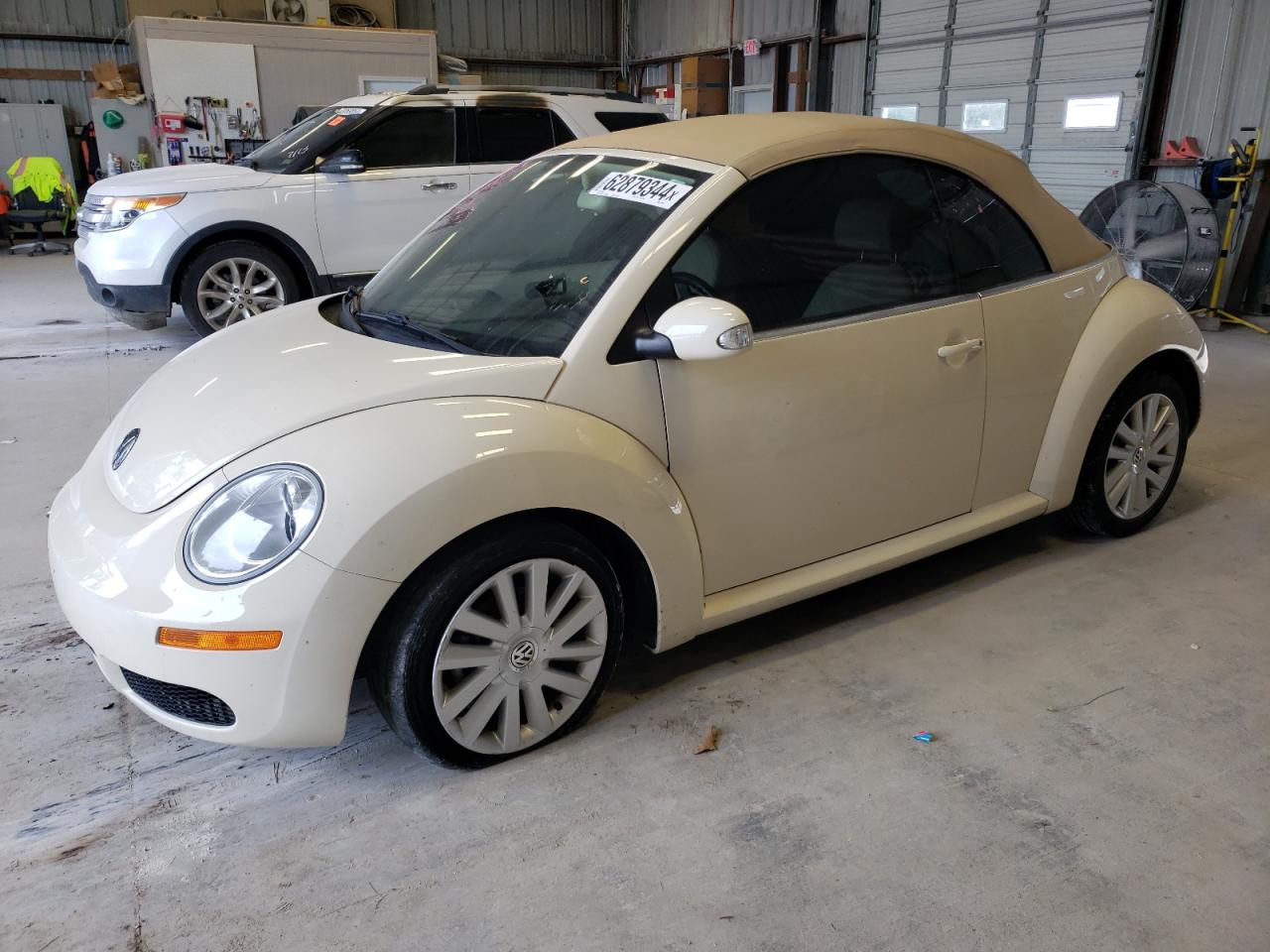 2010 Volkswagen Beetle - Image 1