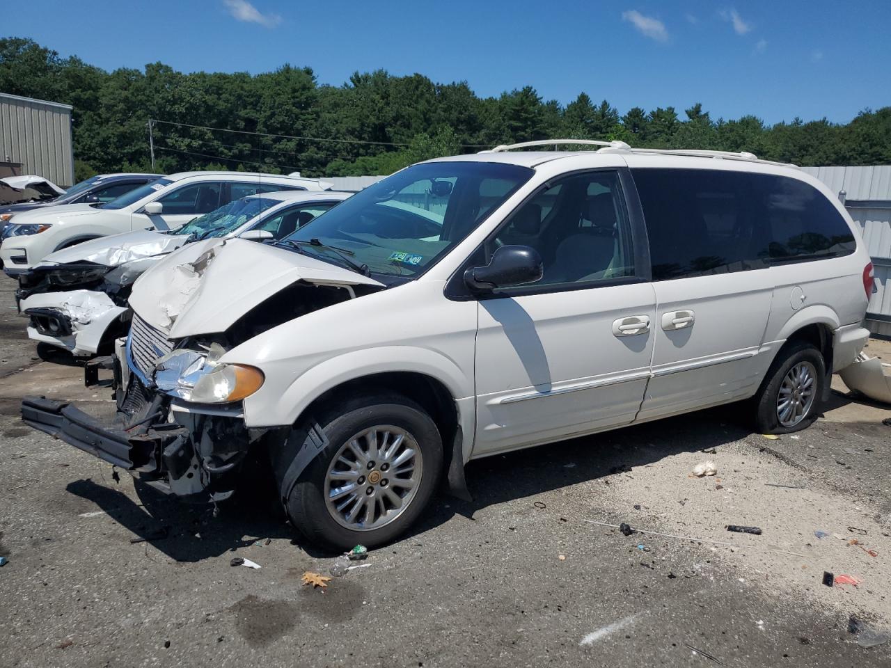 2002 Chrysler Town & Country - Image 1