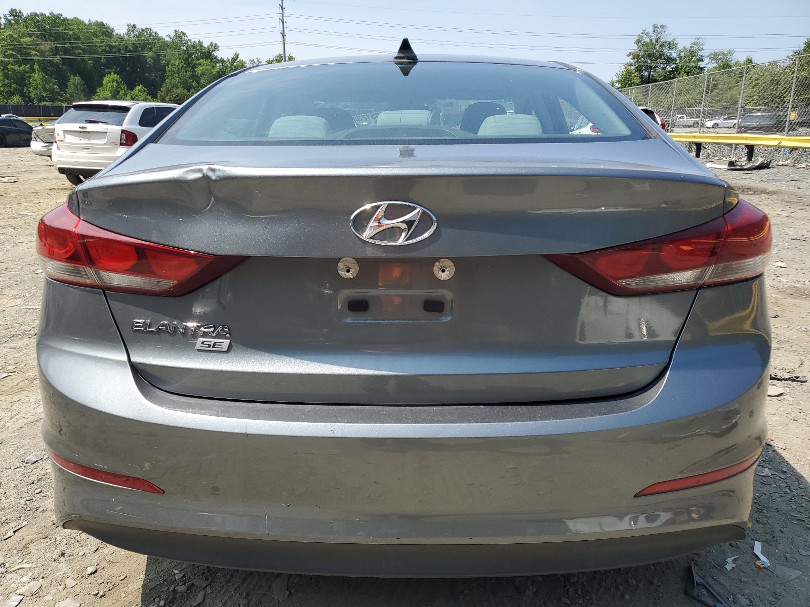 KMHD74LF3HU081757 2017 Hyundai Elantra Se