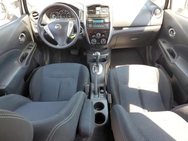 Хетчбеки NISSAN VERSA 2015 Білий