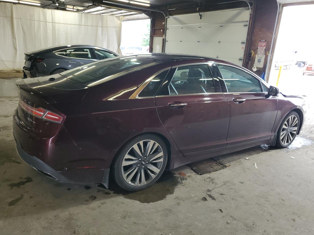 2017 Lincoln MKZ - Image 3