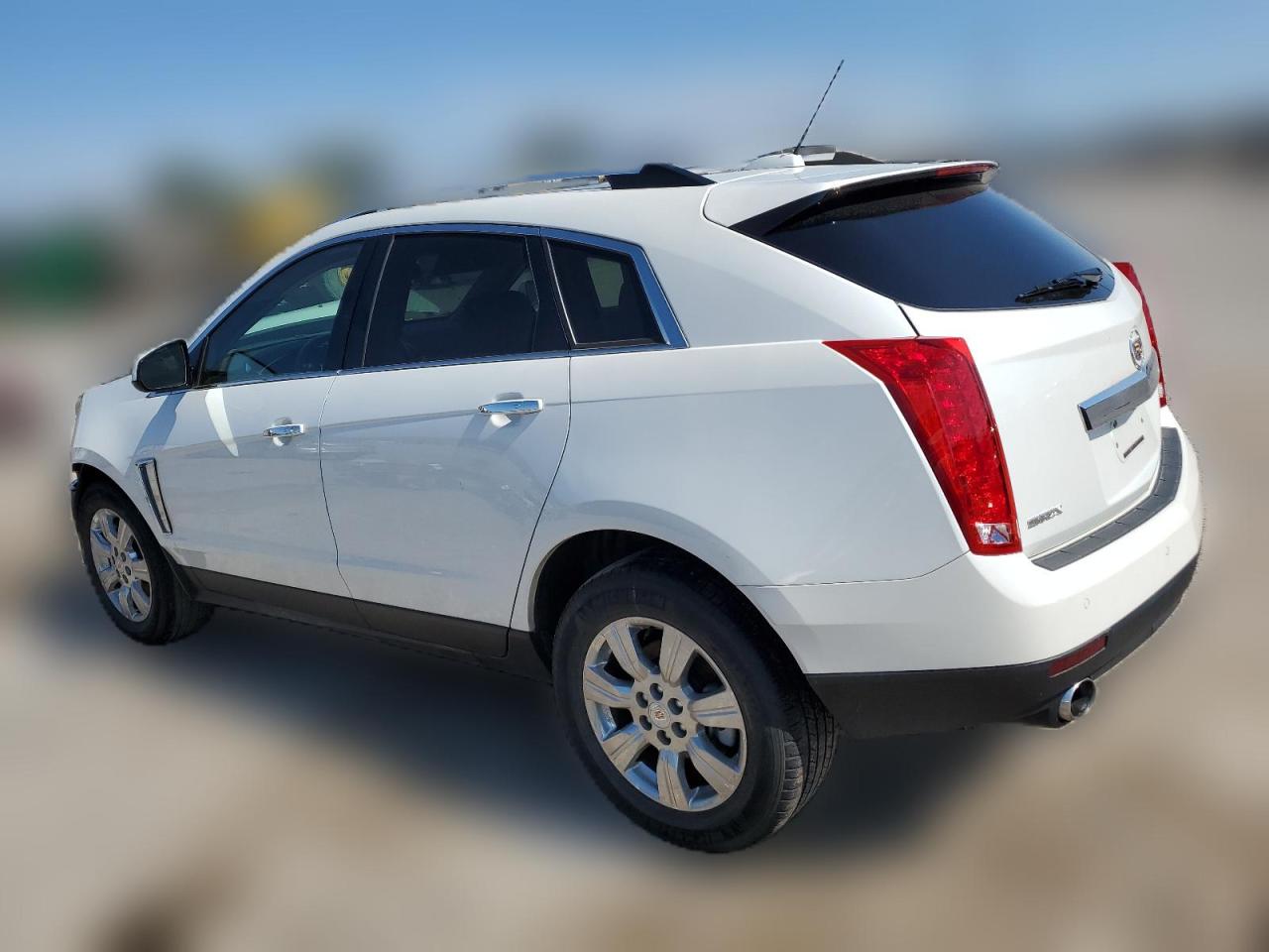2016 Cadillac SRX - Image 2