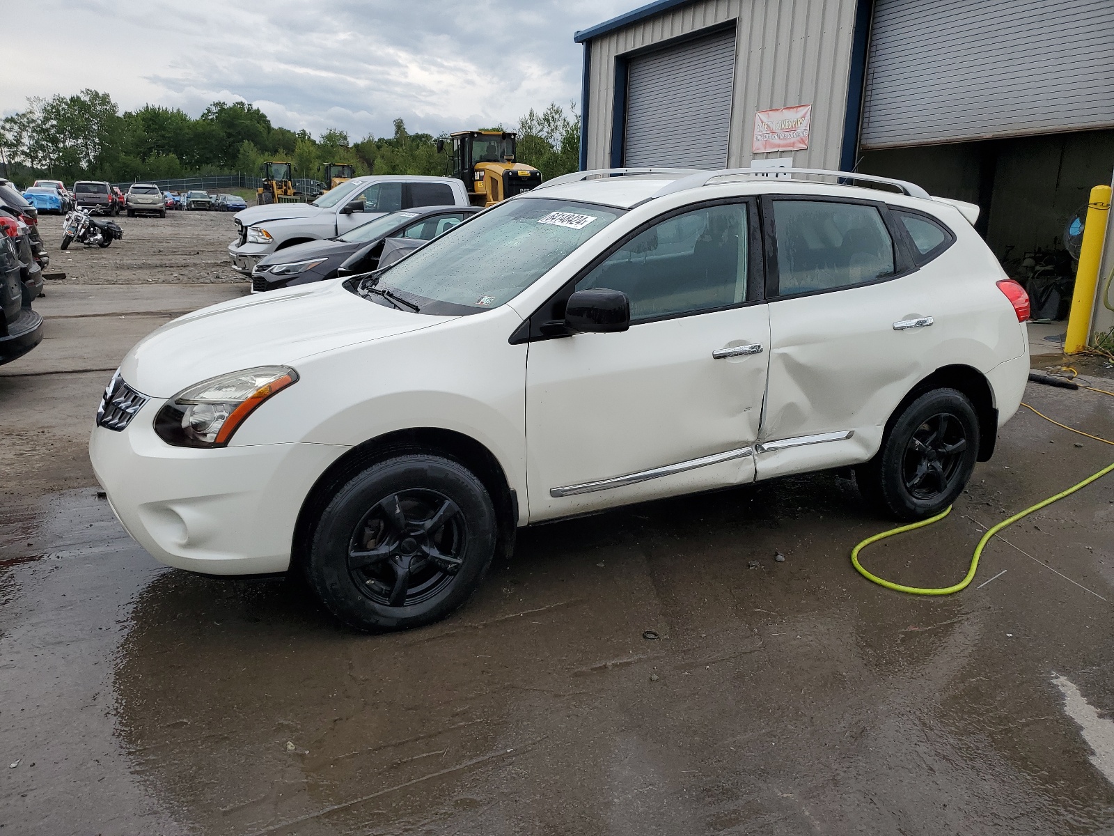 2015 Nissan Rogue Select S vin: JN8AS5MV8FW251182