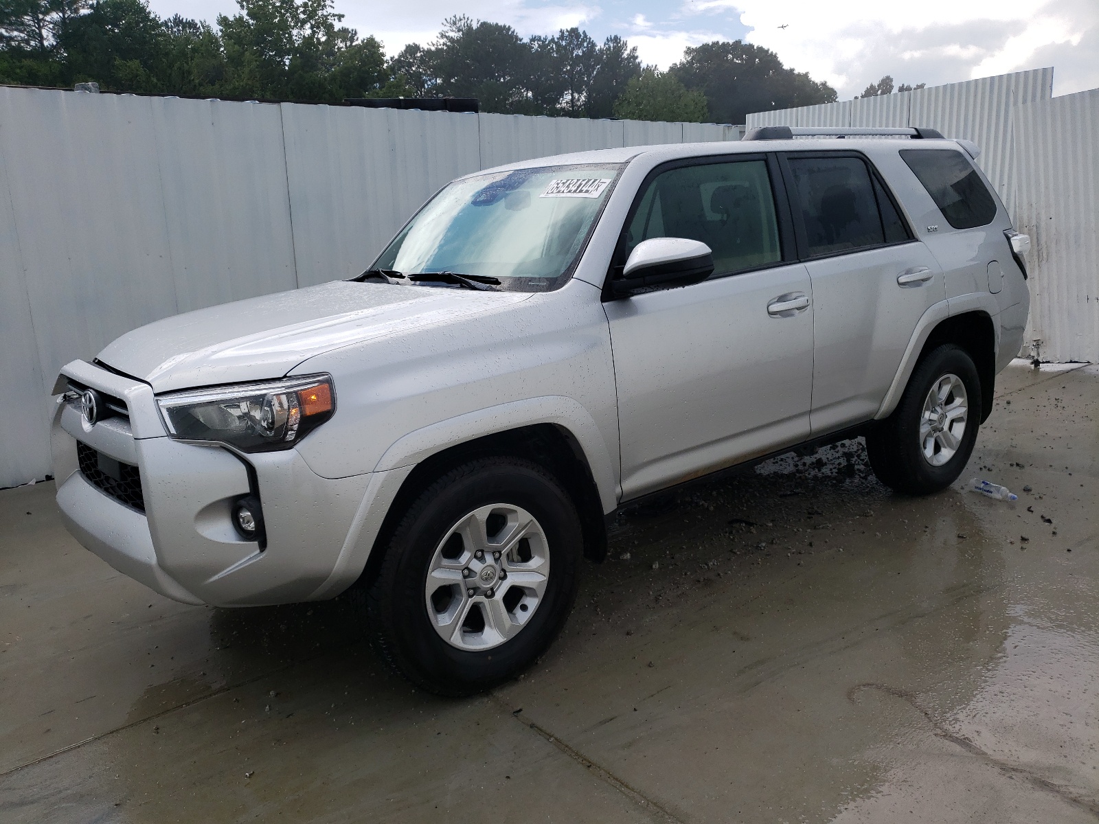 2024 Toyota 4Runner Sr5 vin: JTEEU5JR4R5306764