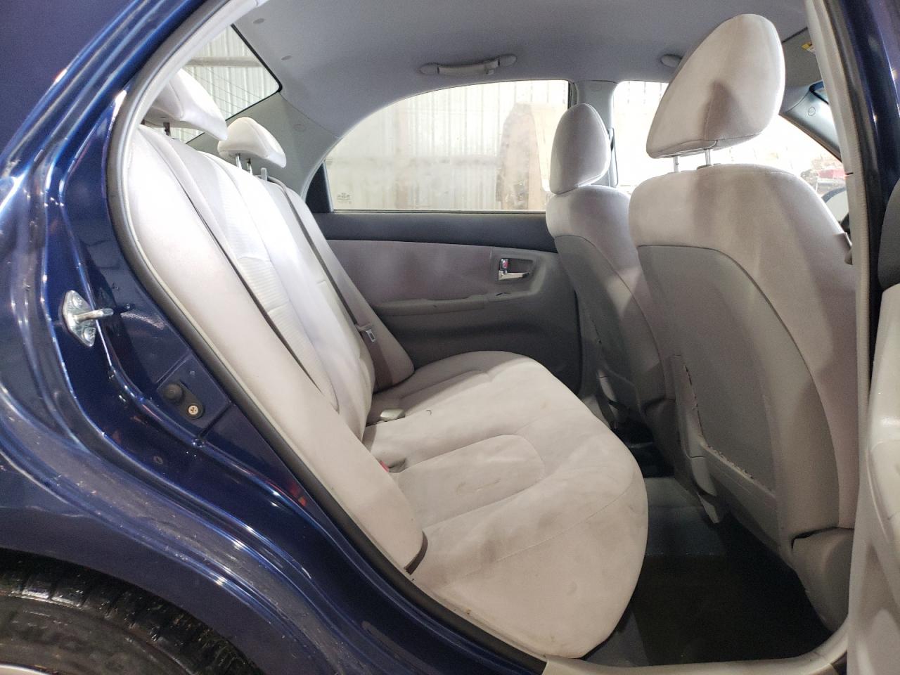 2007 Kia Spectra - Image 10