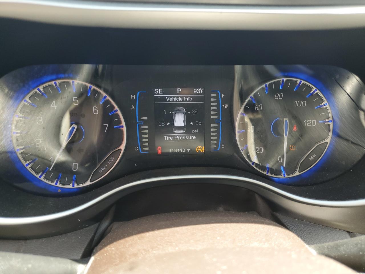 2017 Chrysler Pacifica - Image 9