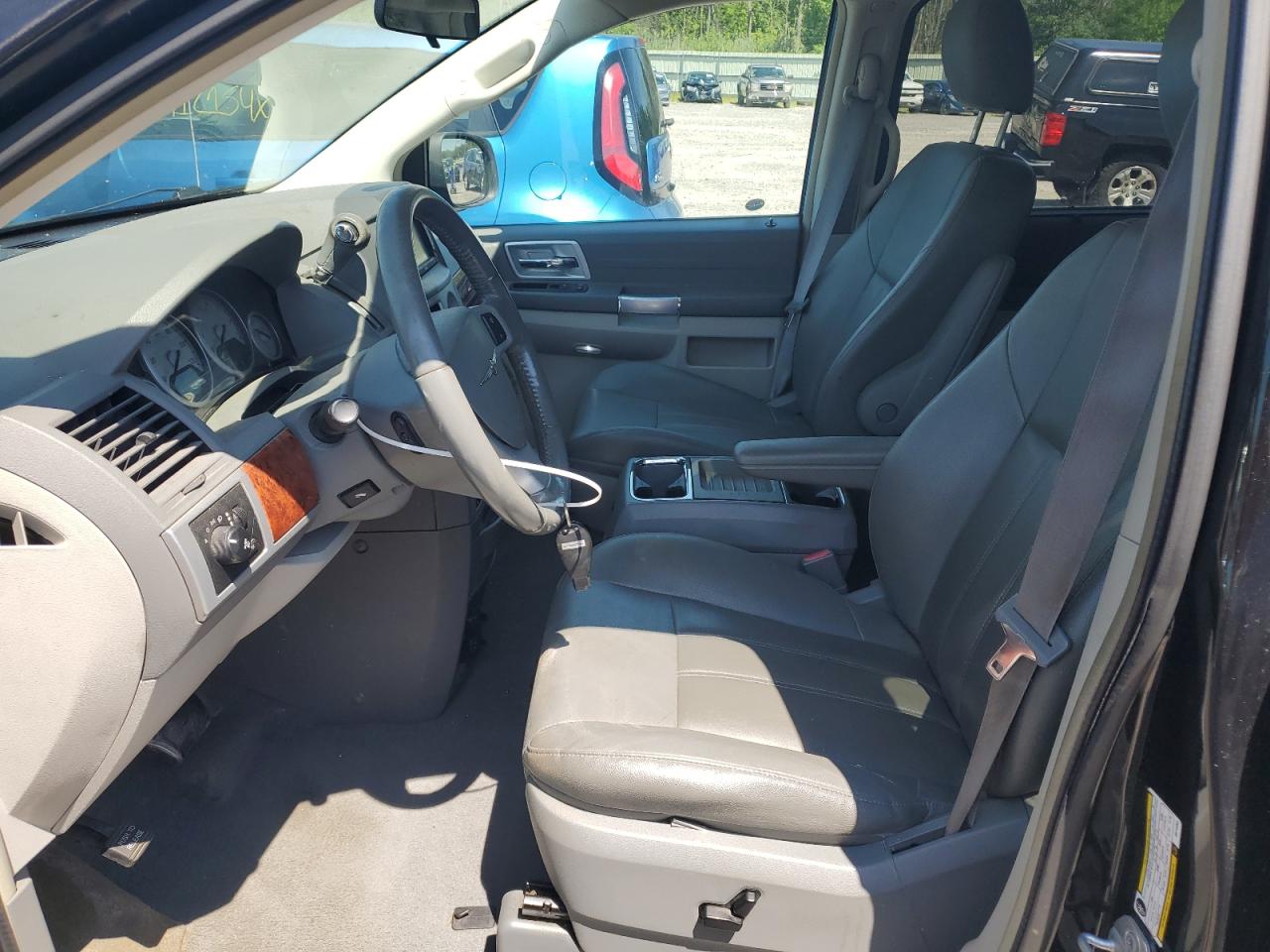 2008 Chrysler Town & Country Touring VIN: 2A8HR54P48R745082 Lot: 62098674