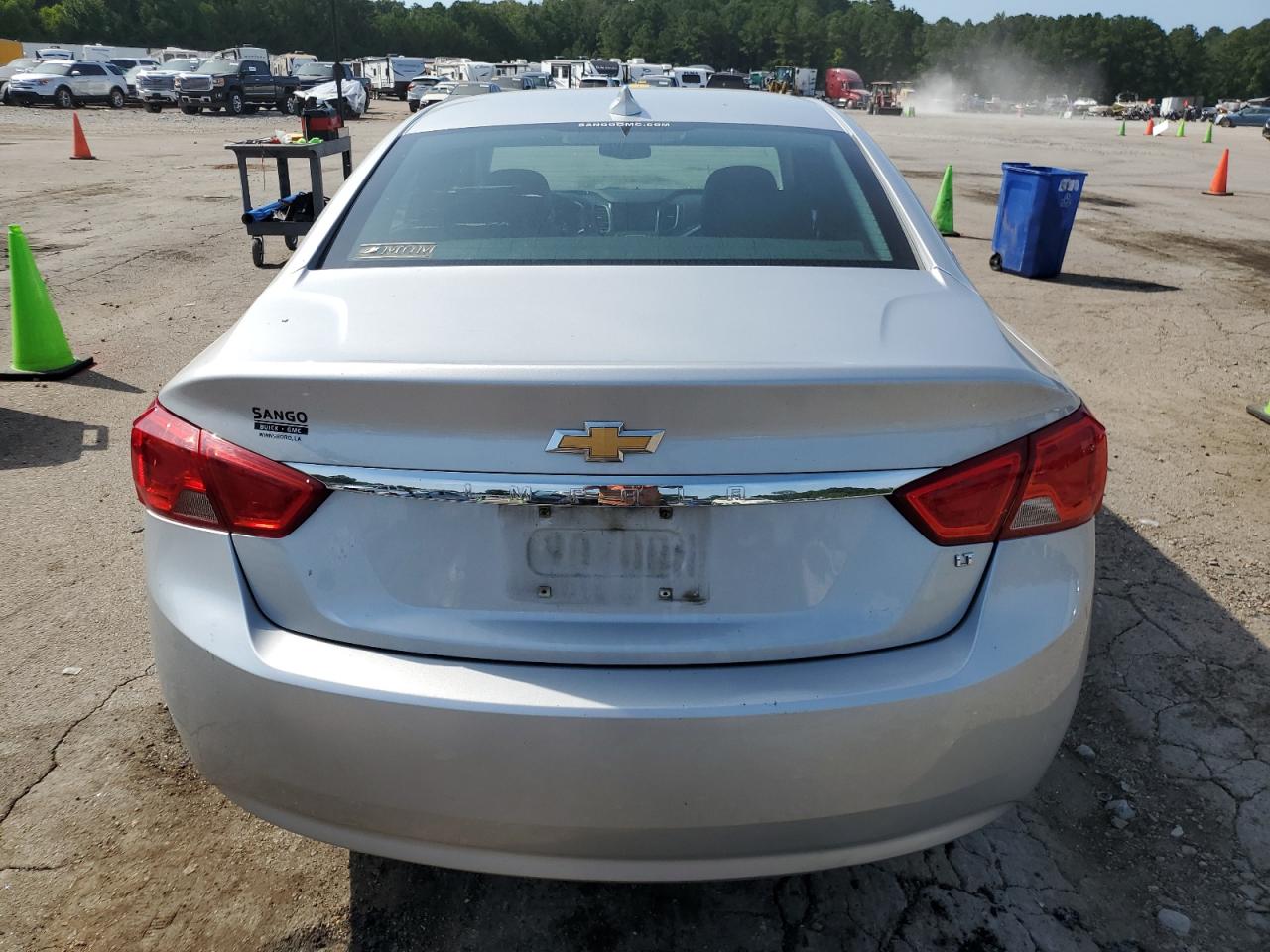 2G1105SA9J9163320 2018 Chevrolet Impala Lt