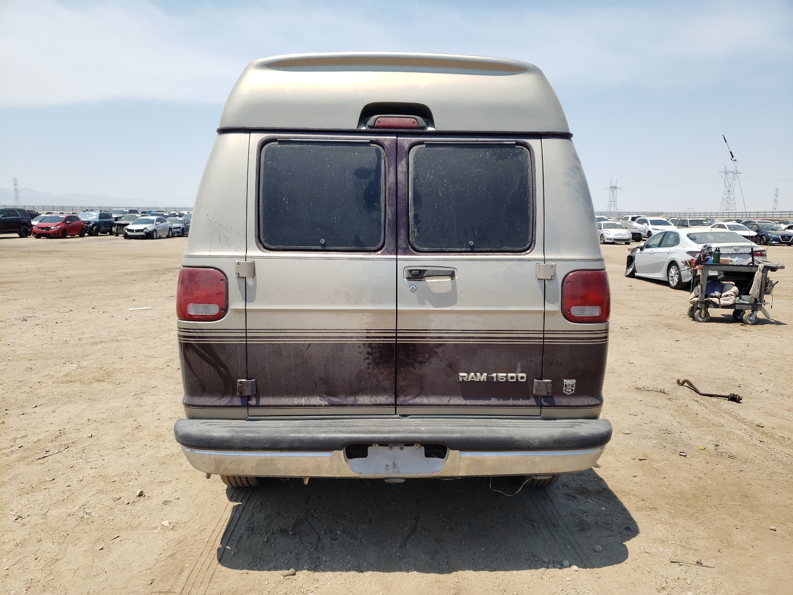 2D6WB11Y03K523174 2003 Dodge Ram Van B1500