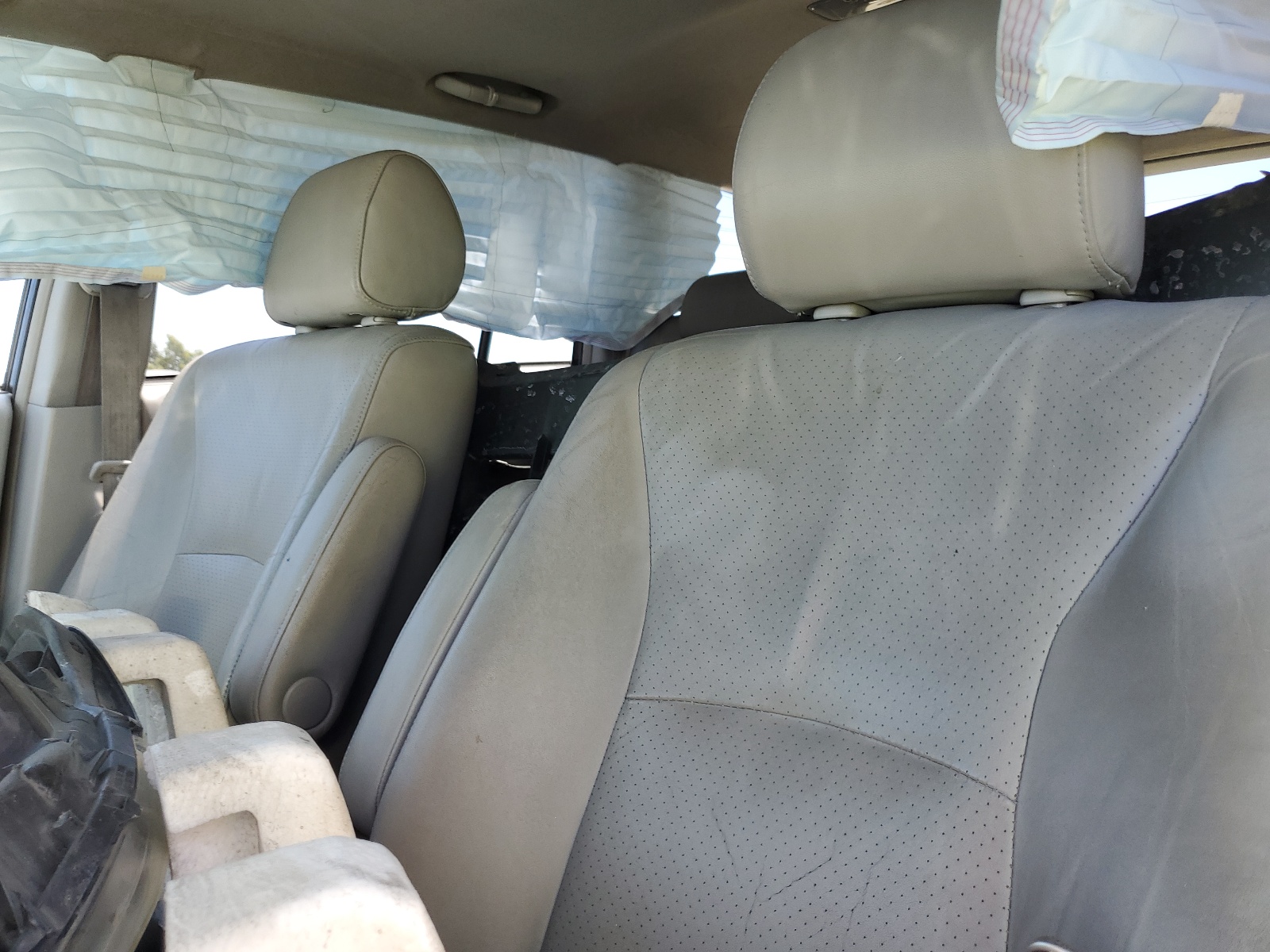 JTEDP21A650074817 2005 Toyota Highlander Limited