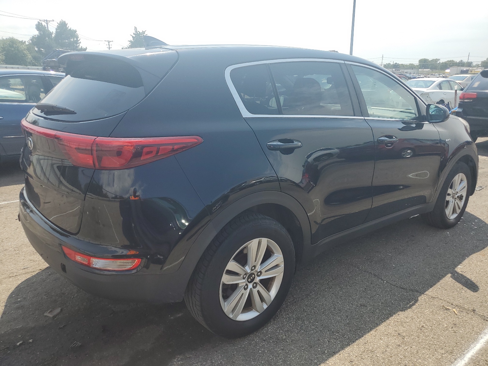 2018 Kia Sportage Lx vin: KNDPMCAC7J7458897