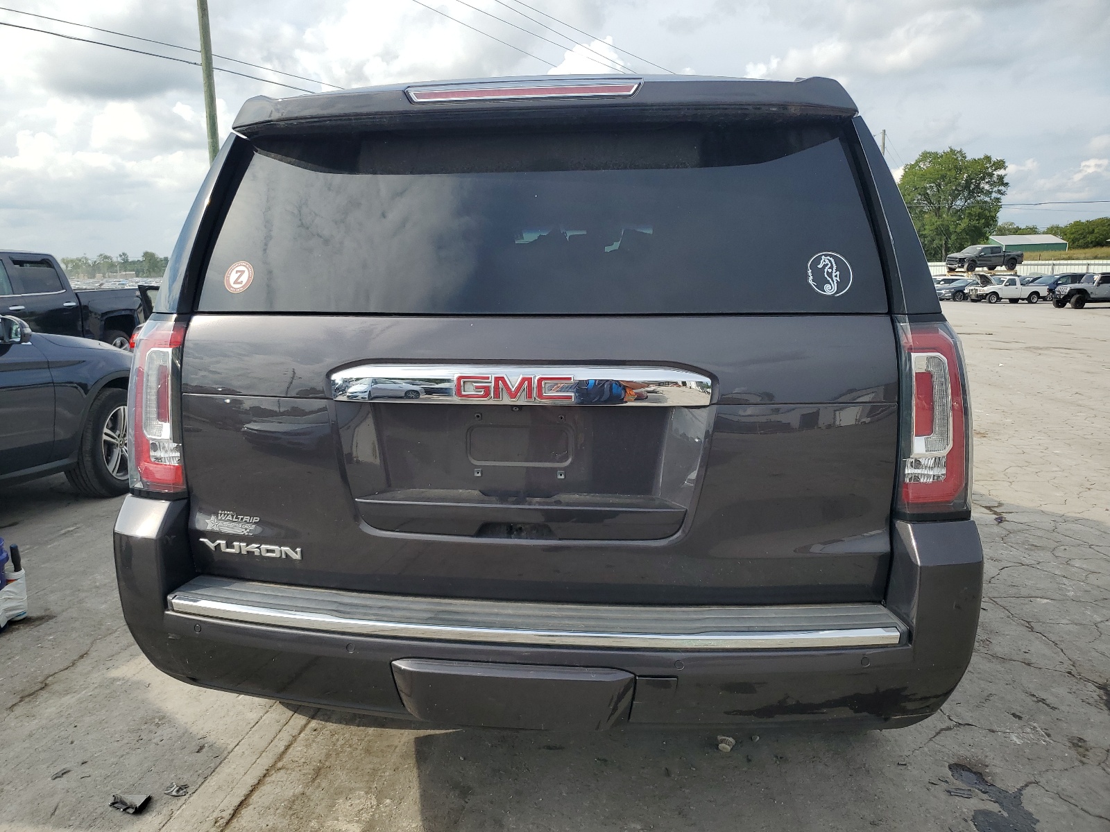 1GKS2CKJ0HR215285 2017 GMC Yukon Denali