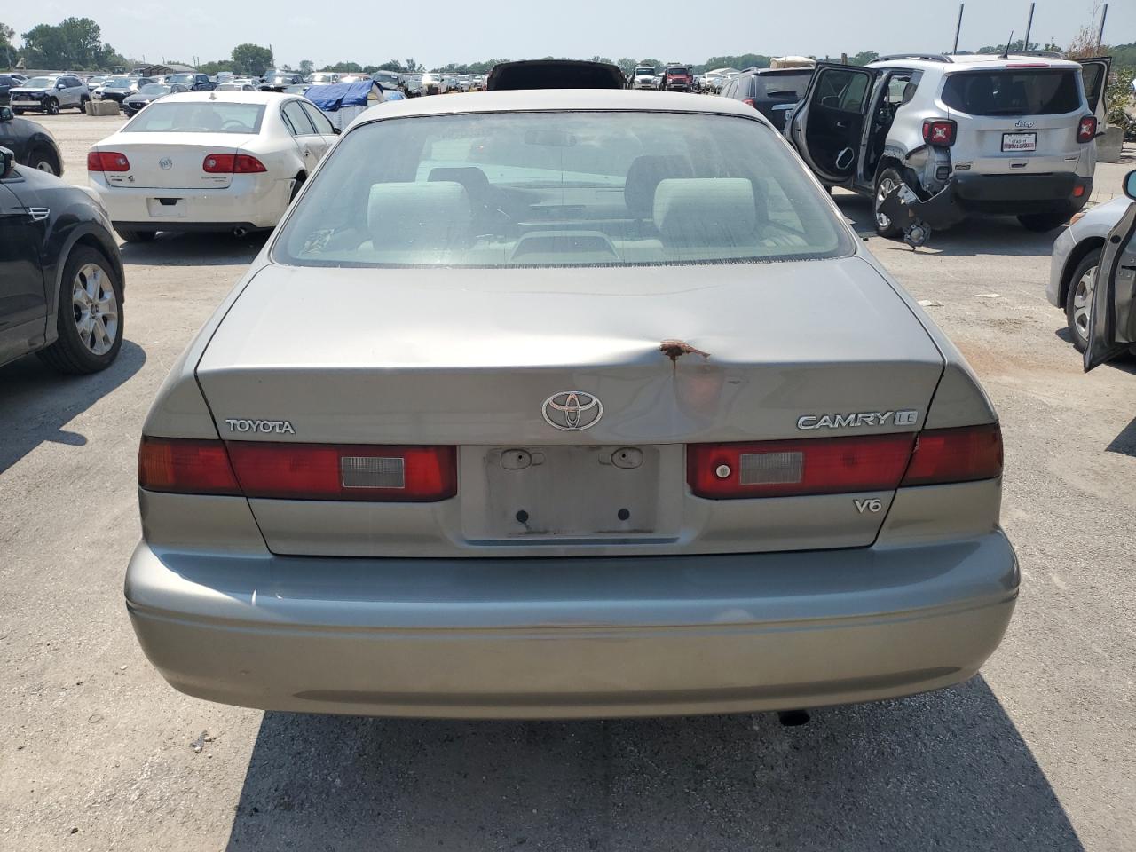 4T1BF22K6WU067782 1998 Toyota Camry Ce