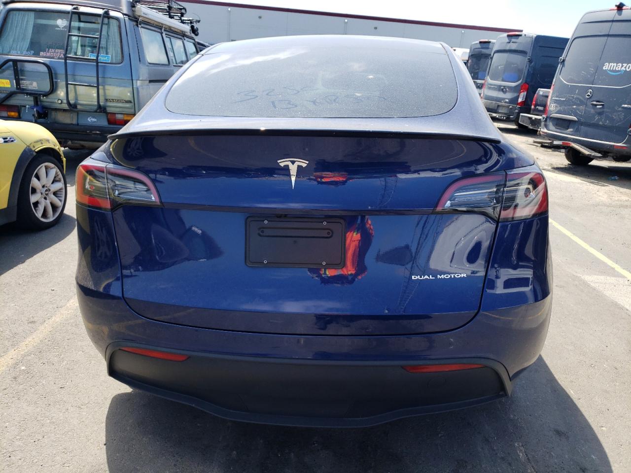 7SAYGDEE6PF845430 2023 Tesla Model Y