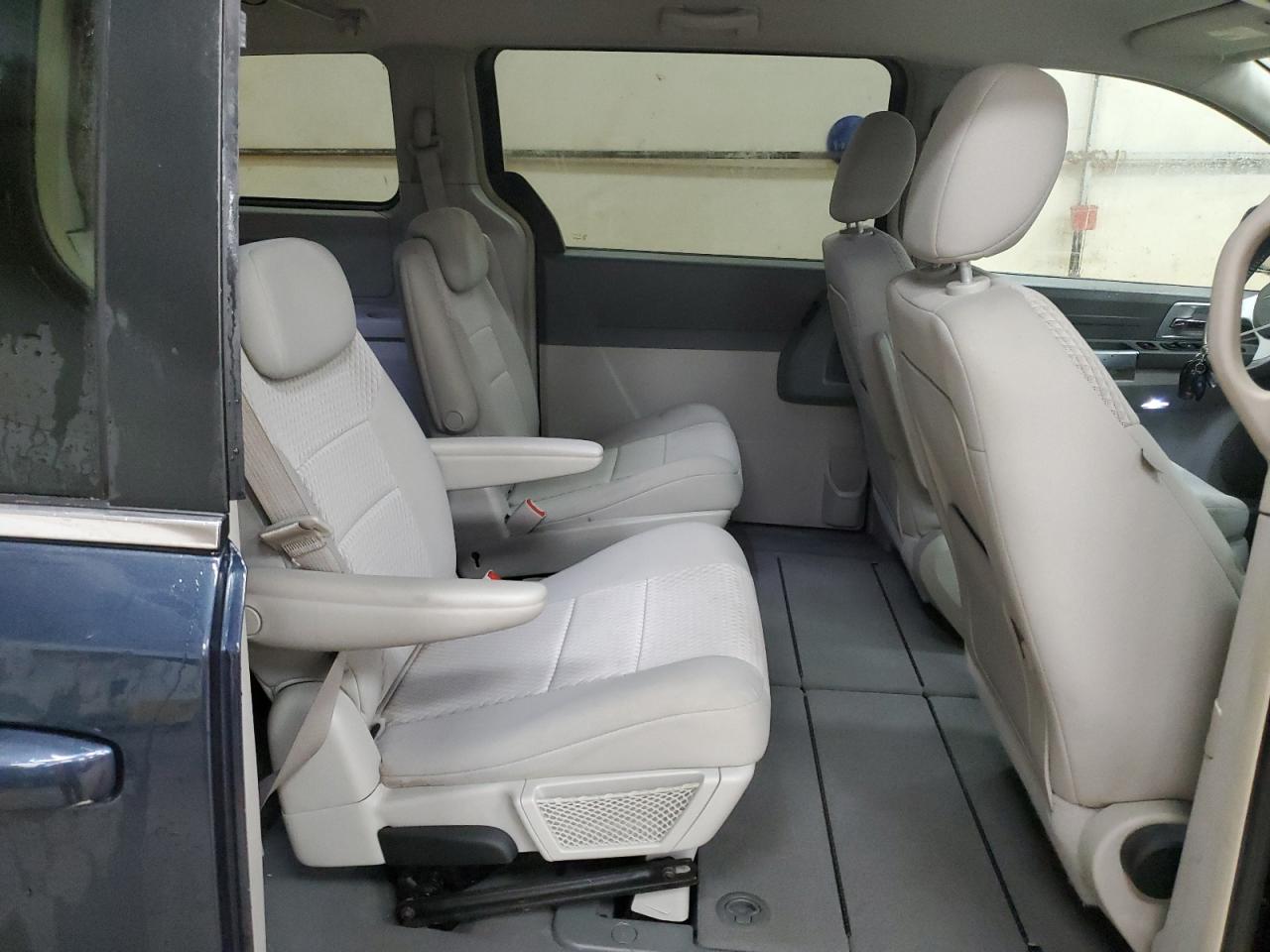 2008 Chrysler Town & Country Touring VIN: 2A8HR54P78R805811 Lot: 60833074