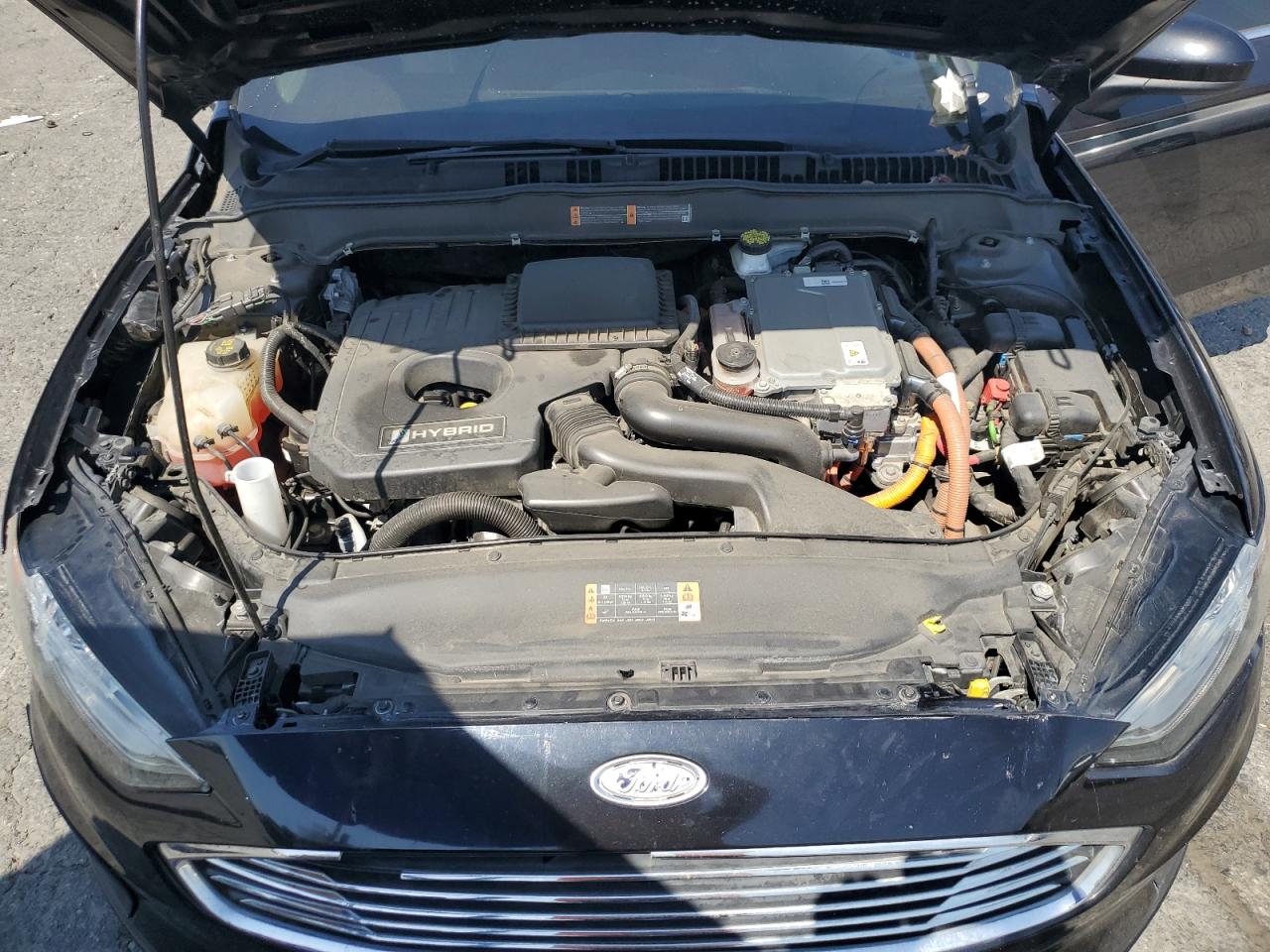 3FA6P0LU5KR208095 2019 Ford Fusion Se