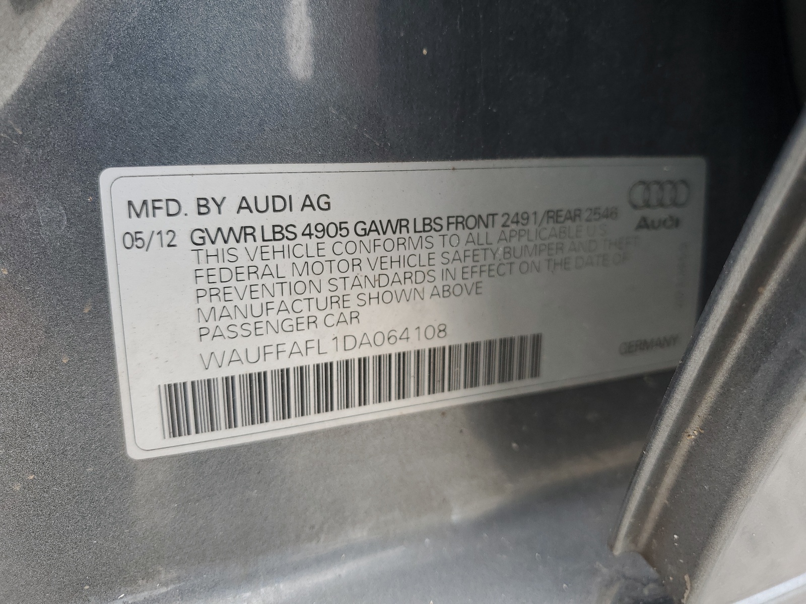 2013 Audi A4 Premium Plus vin: WAUFFAFL1DA064108