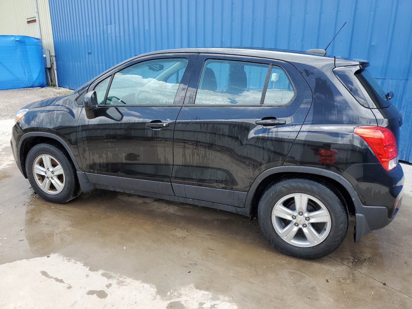 KL7CJKSB8LB074583 2020 Chevrolet Trax Ls