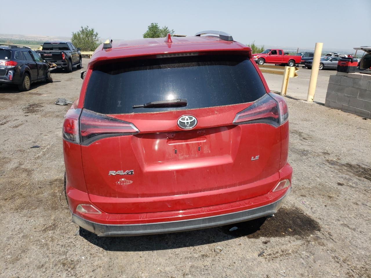 JTMZFREV2HJ143973 2017 Toyota Rav4 Le