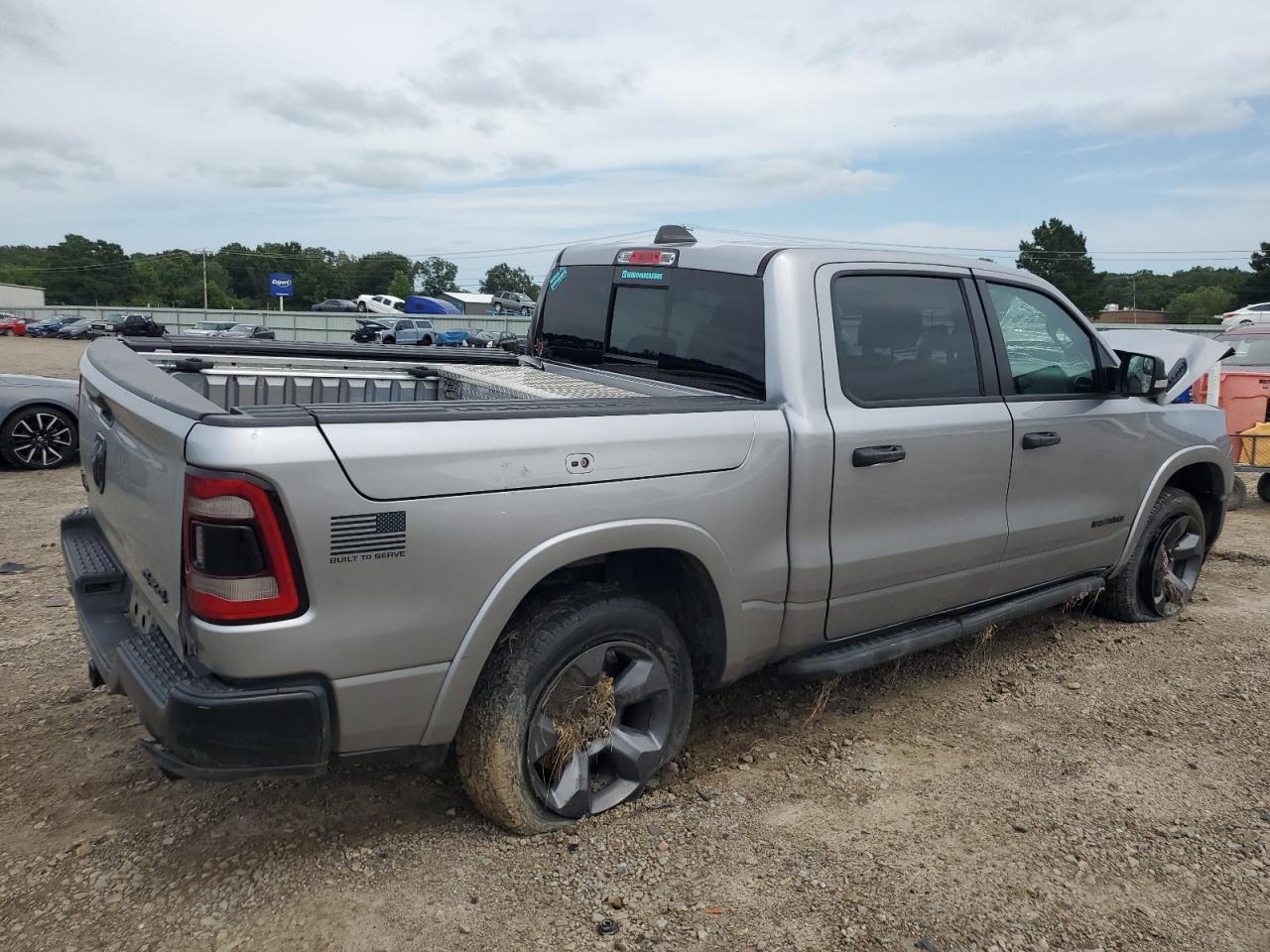 2021 RAM 1500 - Image 3