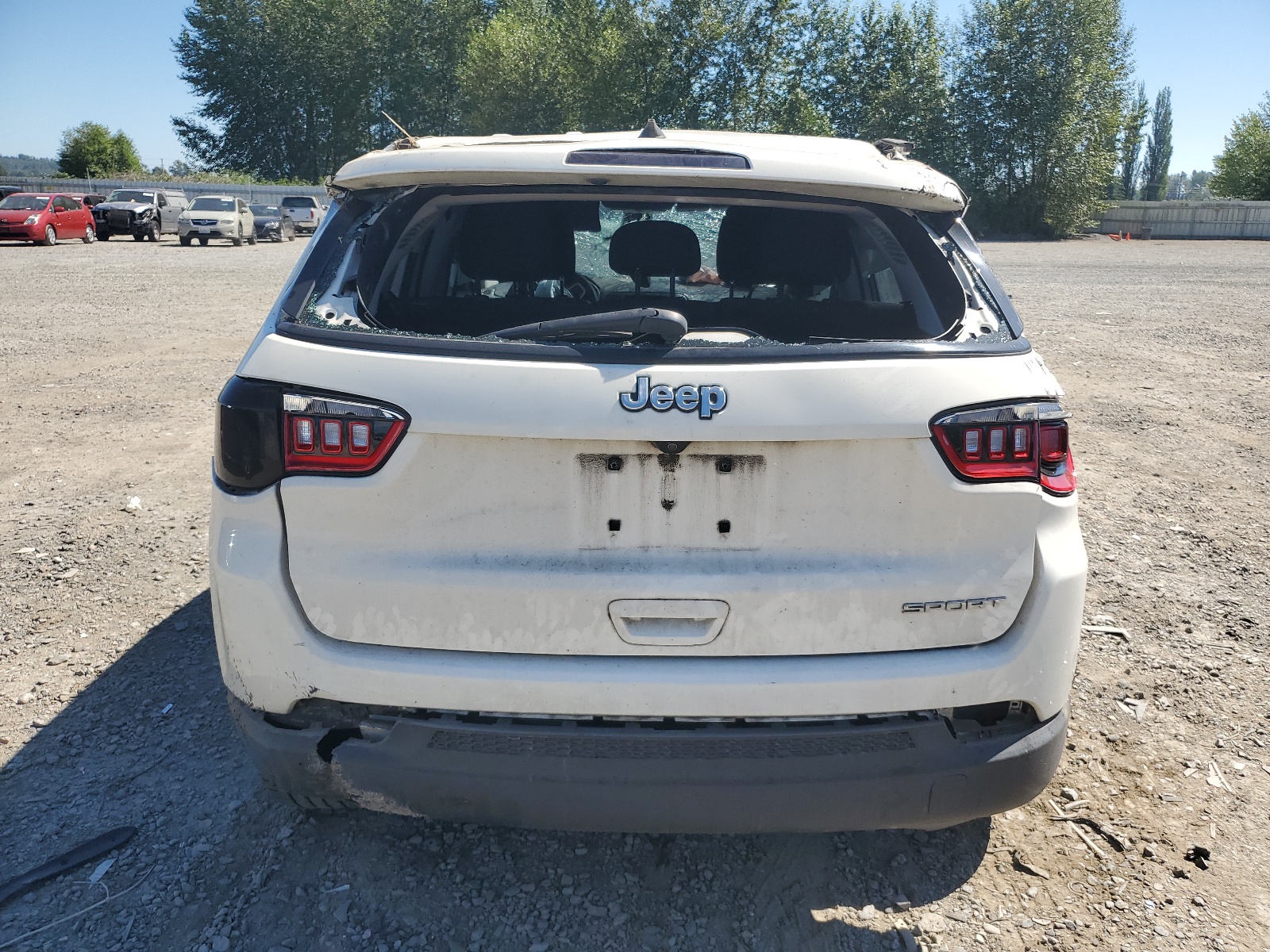 3C4NJCABXJT125015 2018 Jeep Compass Sport