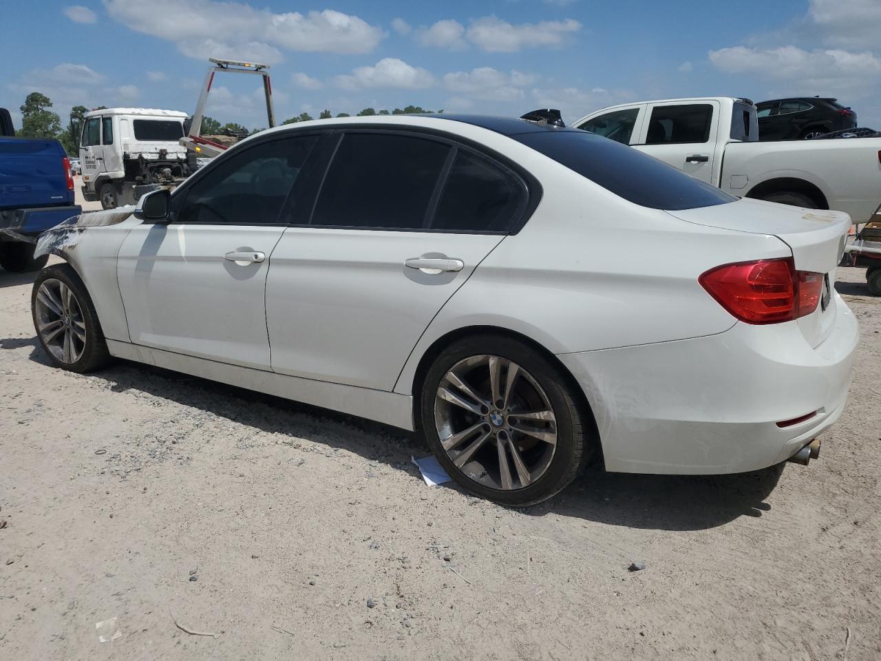 WBA3A5C58FP605167 2015 BMW 3 SERIES - Image 2