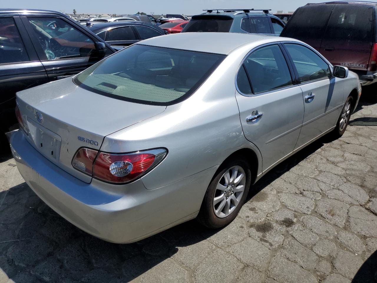 2002 Lexus Es 300 VIN: JTHBF30G720064060 Lot: 61760684