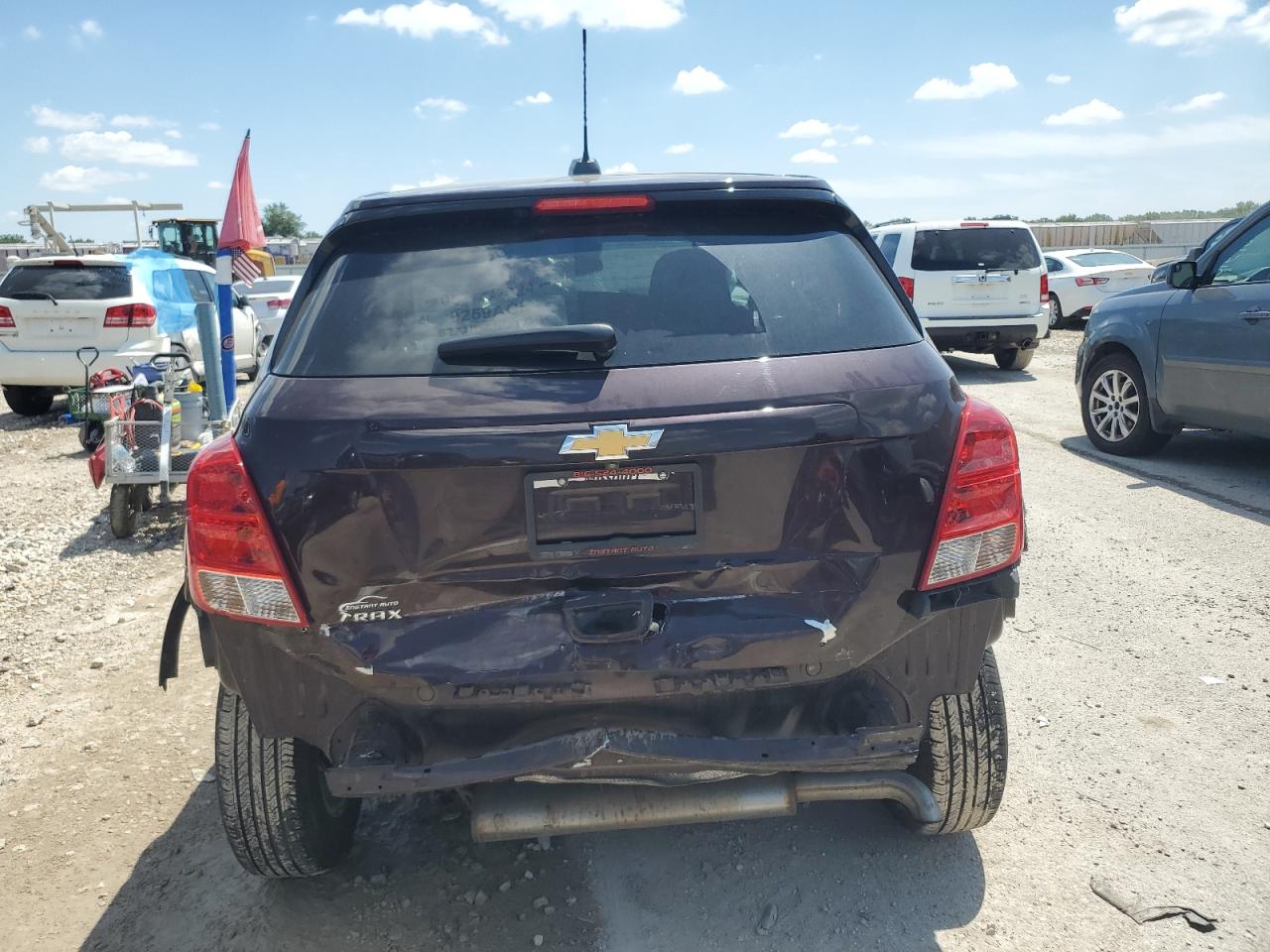 KL7CJKSB7LB350946 2020 Chevrolet Trax Ls