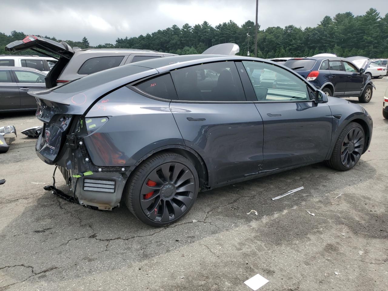 5YJYGDEF1MF072402 Tesla Model Y  3