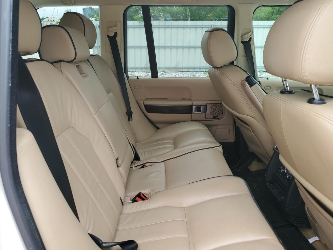 2008 Land Rover Range Rover Hse VIN: SALME15418A293894 Lot: 61992064