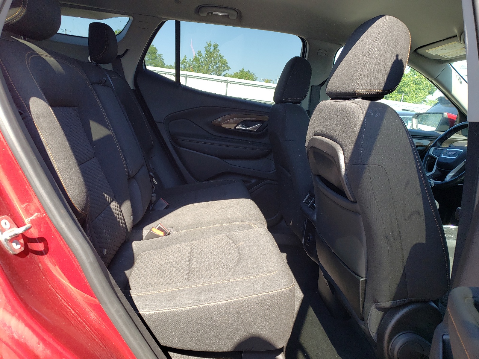 3GKALTEXXJL141914 2018 GMC Terrain Sle