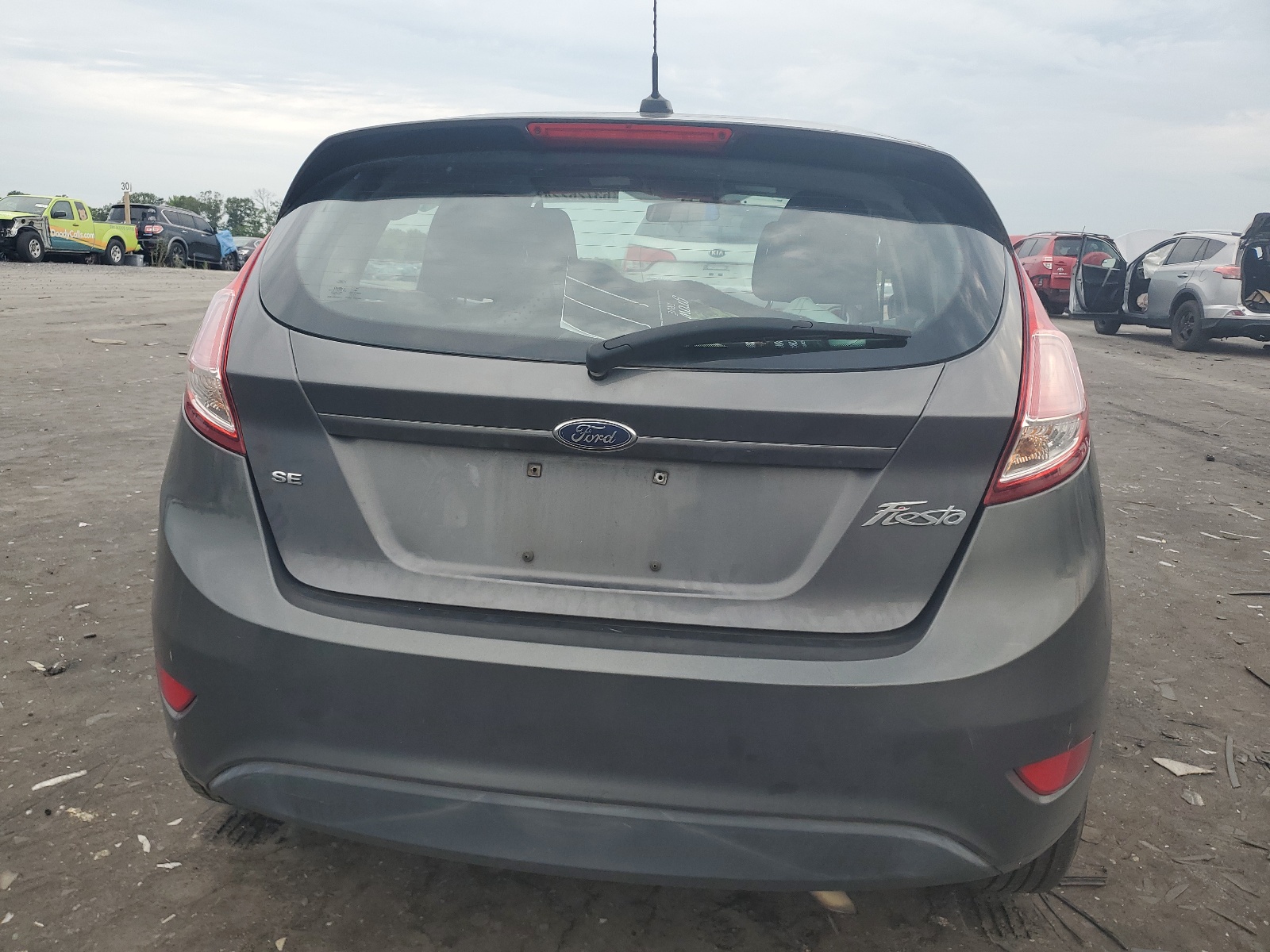 3FADP4EJ5HM135835 2017 Ford Fiesta Se