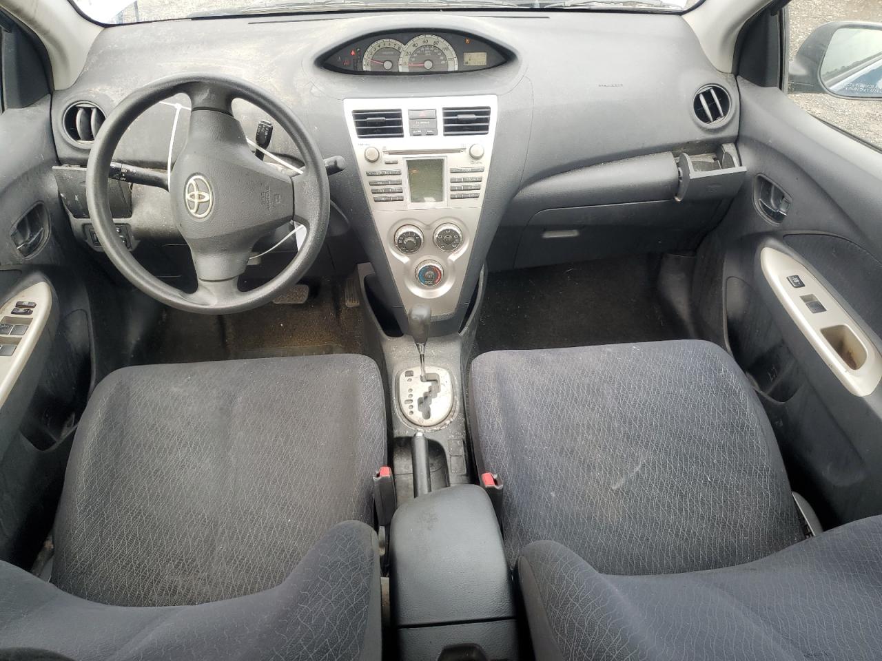 JTDBT903881264135 2008 Toyota Yaris