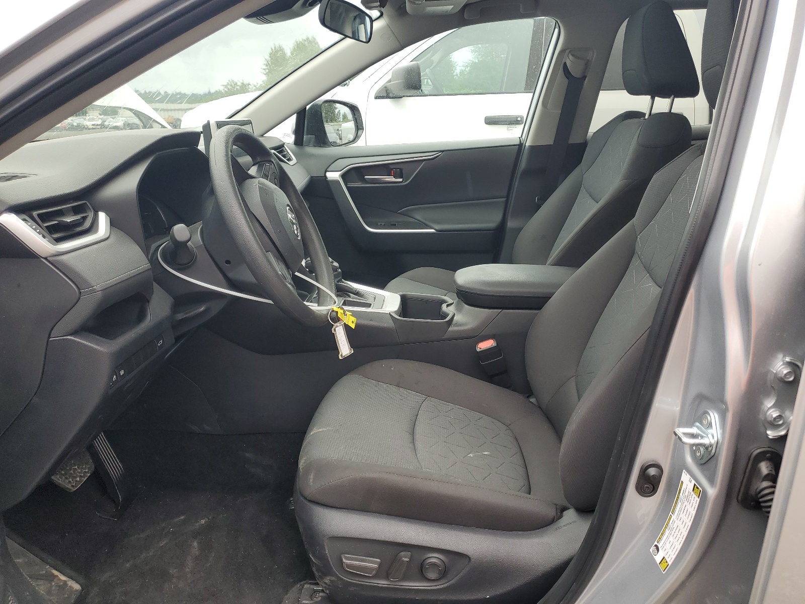 2T3W1RFV4RC283012 2024 Toyota Rav4 Xle