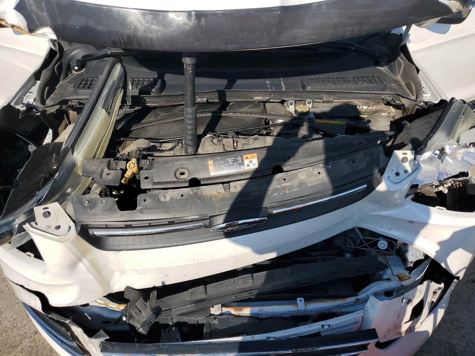 1FMCU9G95EUE28975 2014 Ford Escape Se