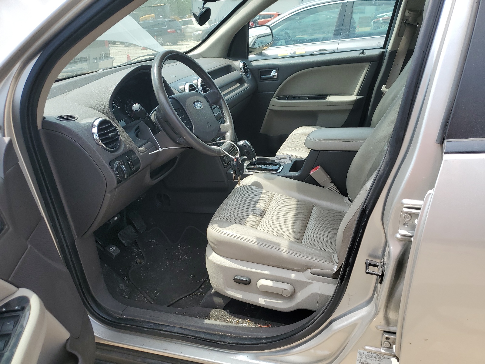 1FMDK02W88GA06091 2008 Ford Taurus X Sel