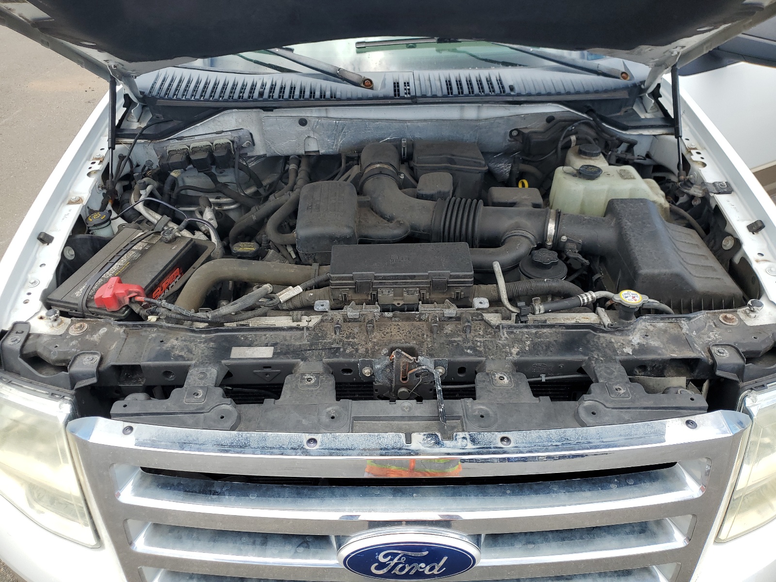 1FMJU1J51BEF02154 2011 Ford Expedition Xlt
