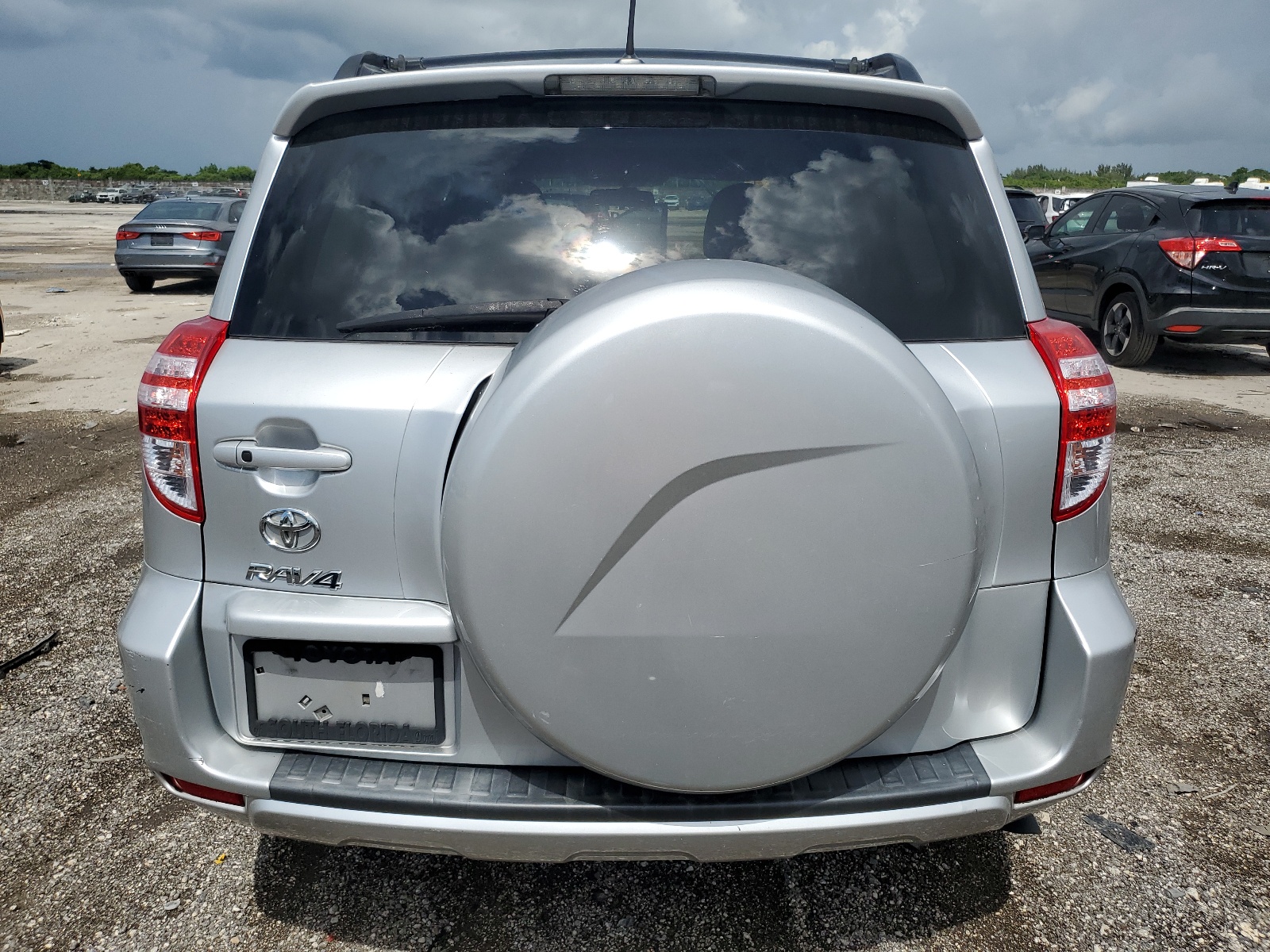 2T3YF4DV2CW137536 2012 Toyota Rav4 Limited