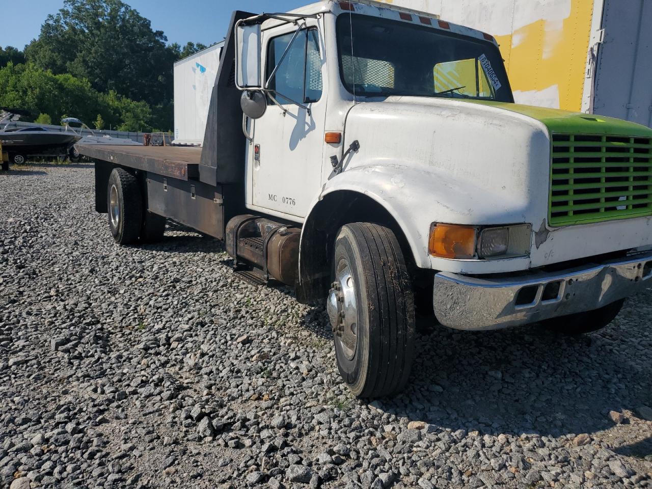 1998 International 4000 4700 VIN: 1HTSCABL1WH518175 Lot: 61040654