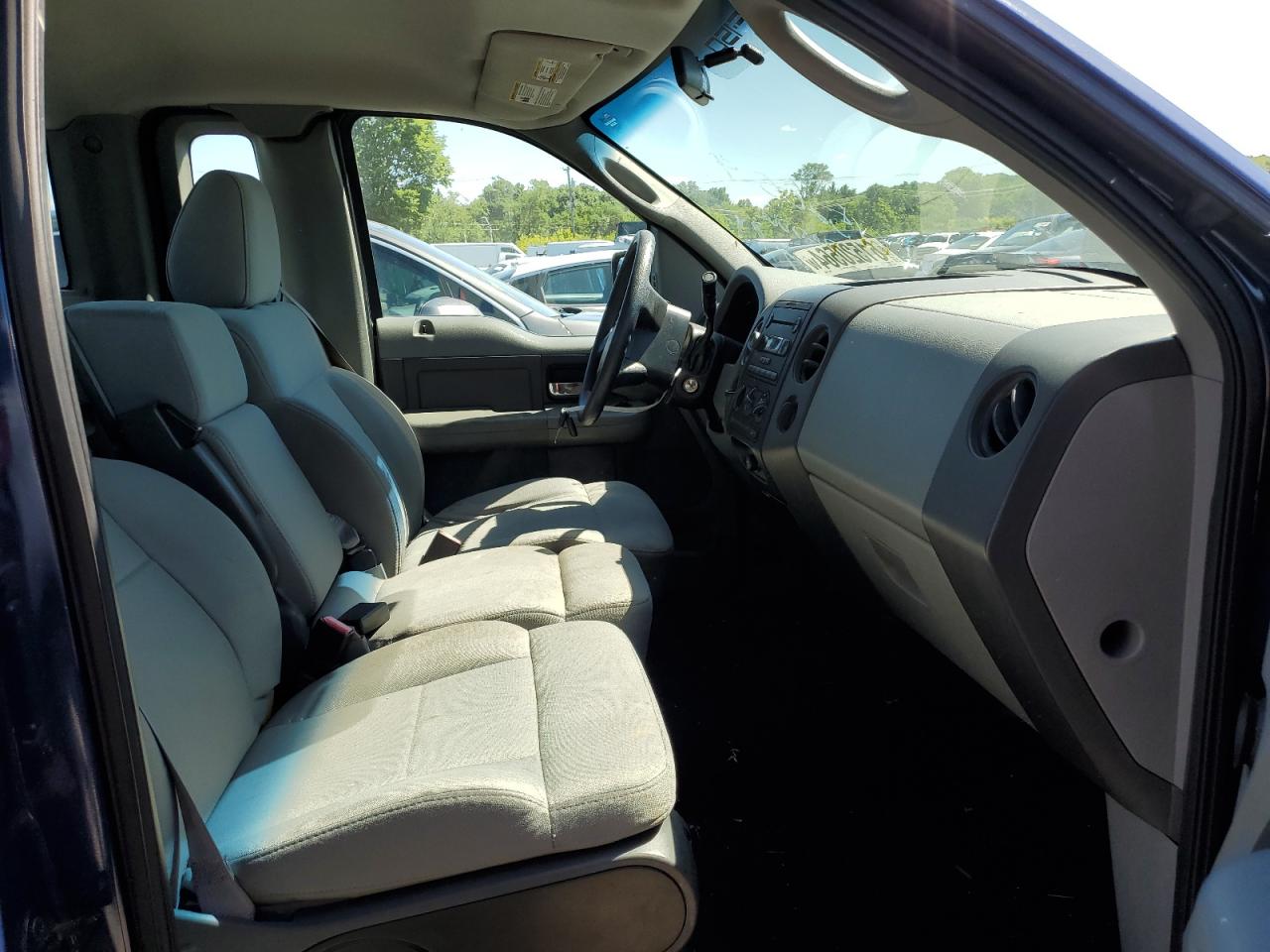 2007 Ford F150 VIN: 1FTRF02207KC43388 Lot: 61520564