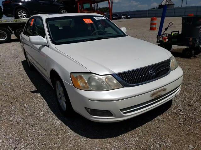 2000 Toyota Avalon Xl VIN: 4T1BF28B9YU094291 Lot: 62078814